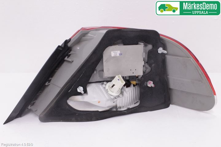 BMW 7 E65/66    00-08 Baklykt Venstre