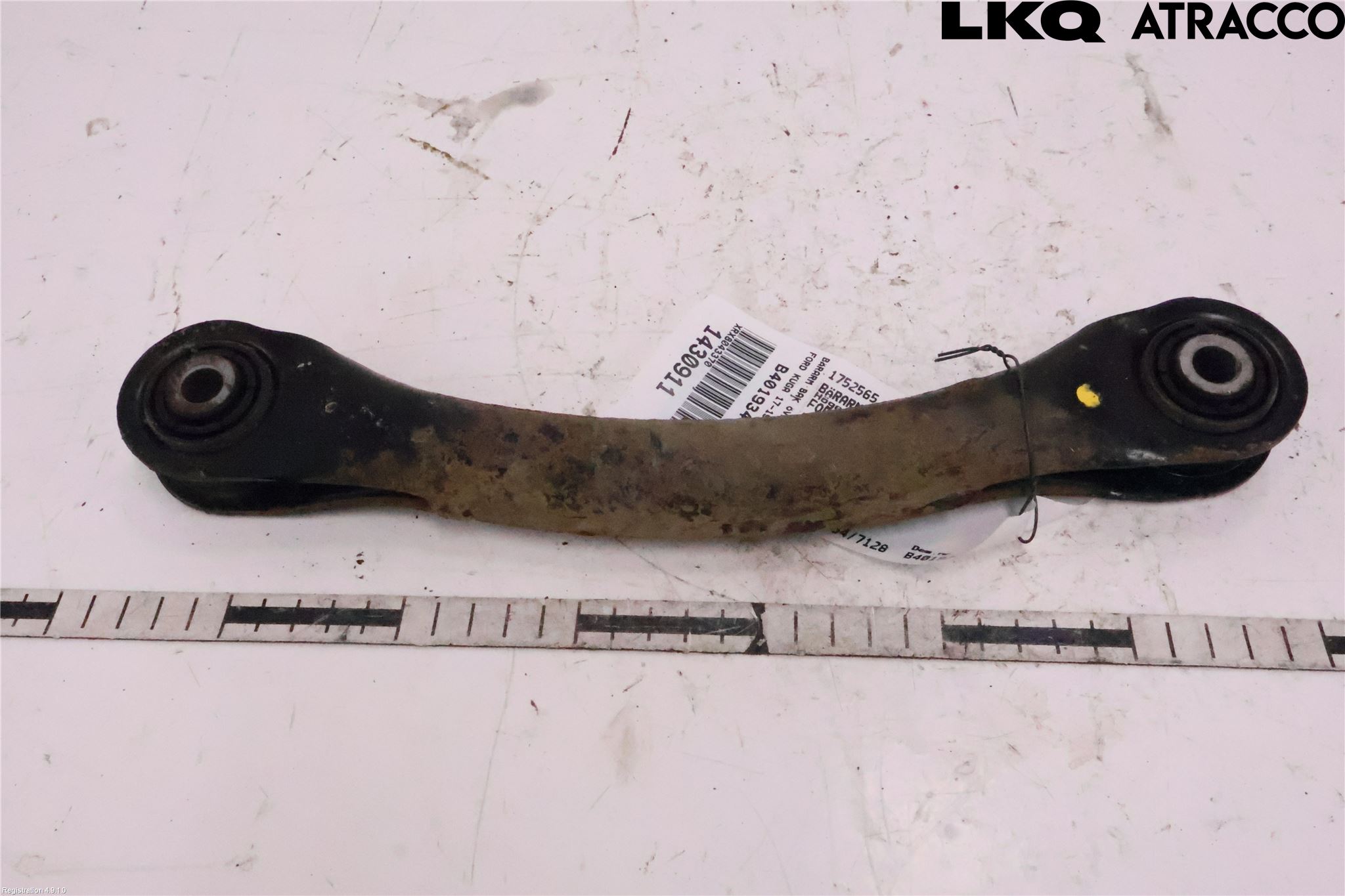 Ford KUGA 17-19 Bærearm Bak Høyre Øvre