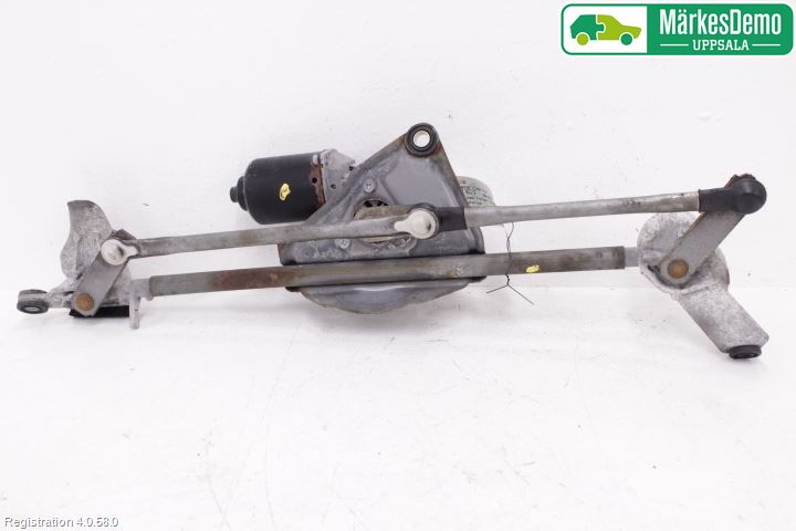 Toyota RAV 4 00-06 Viskermotor Frontrute