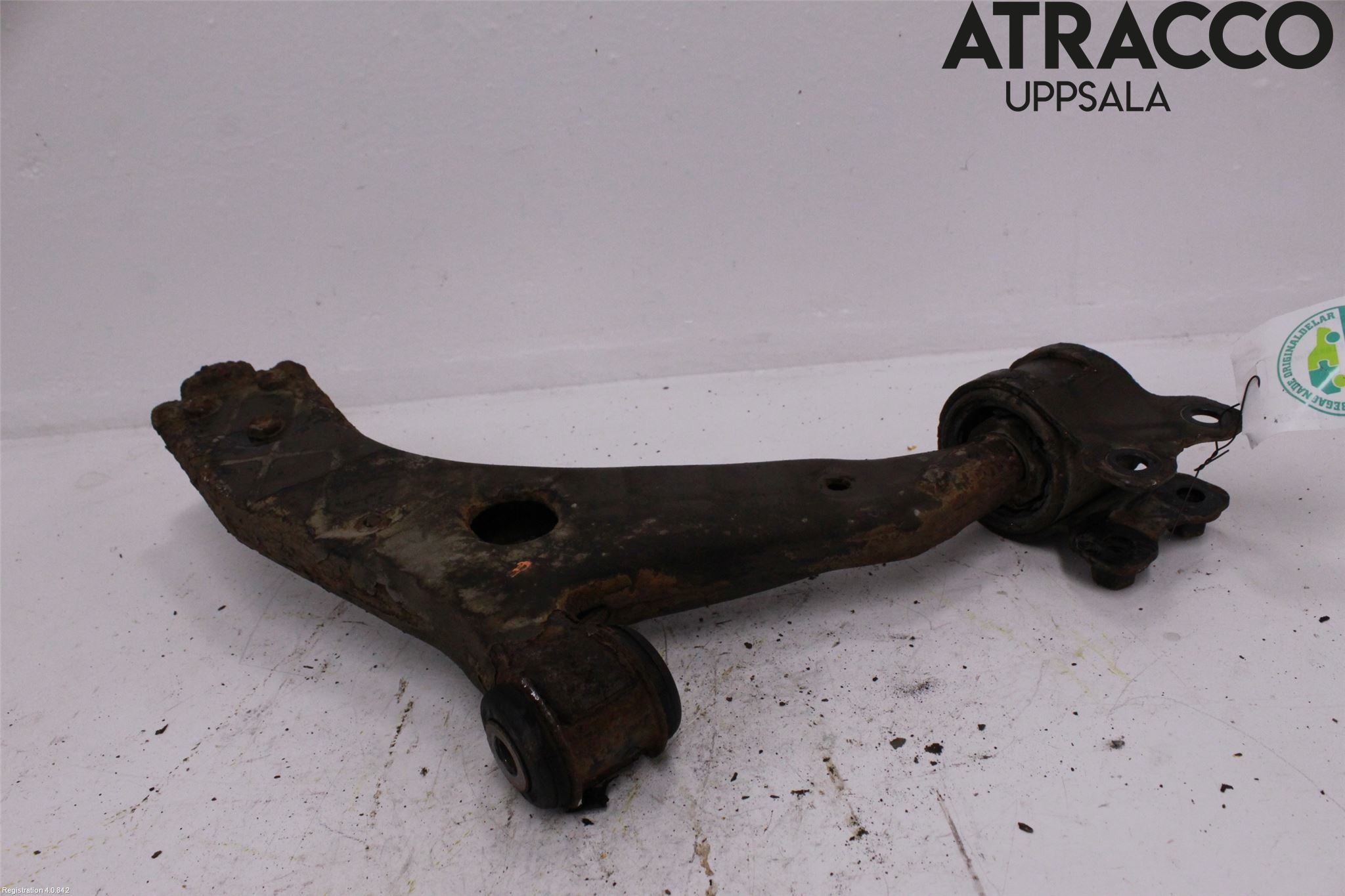 Ford FOCUS     04-07 Bærearm Foran Venstre Nedre