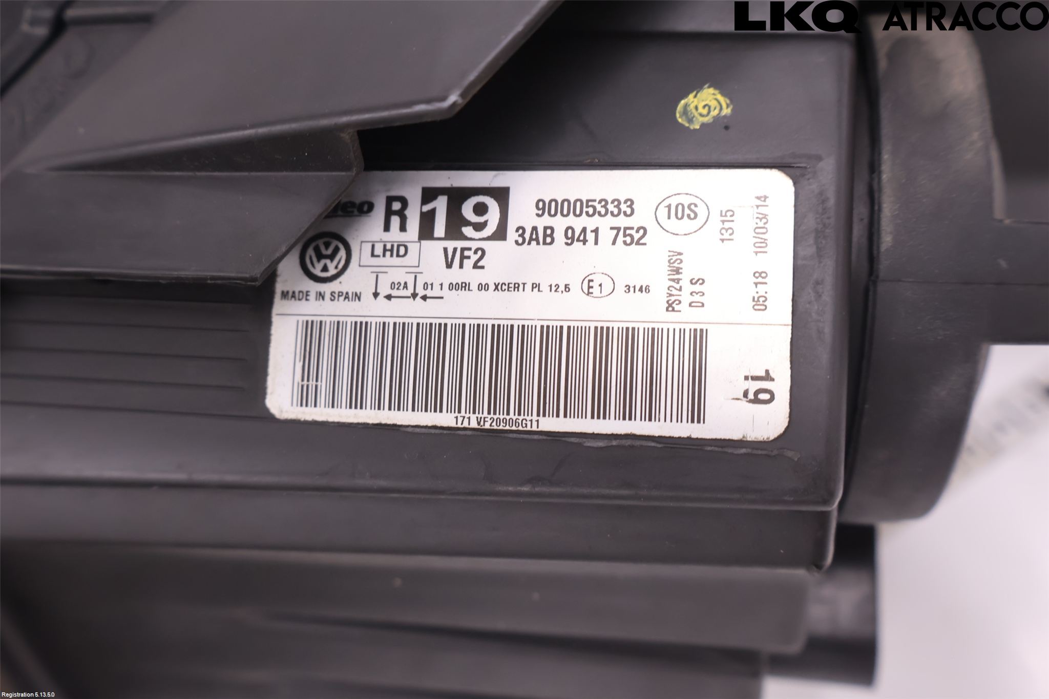 Volkswagen VW PASSAT 11-14 Frontlykt Høyre