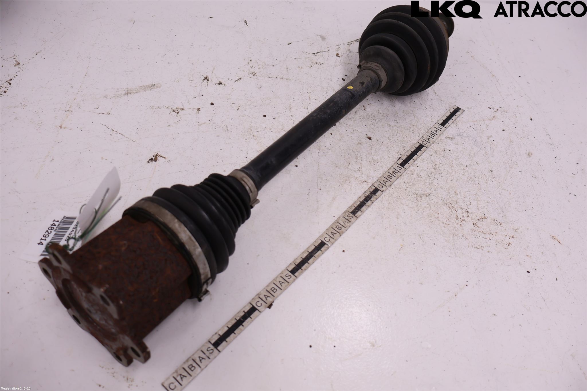 Volkswagen VW PASSAT 11-14 Drivaksel Foran Kompl Høyre