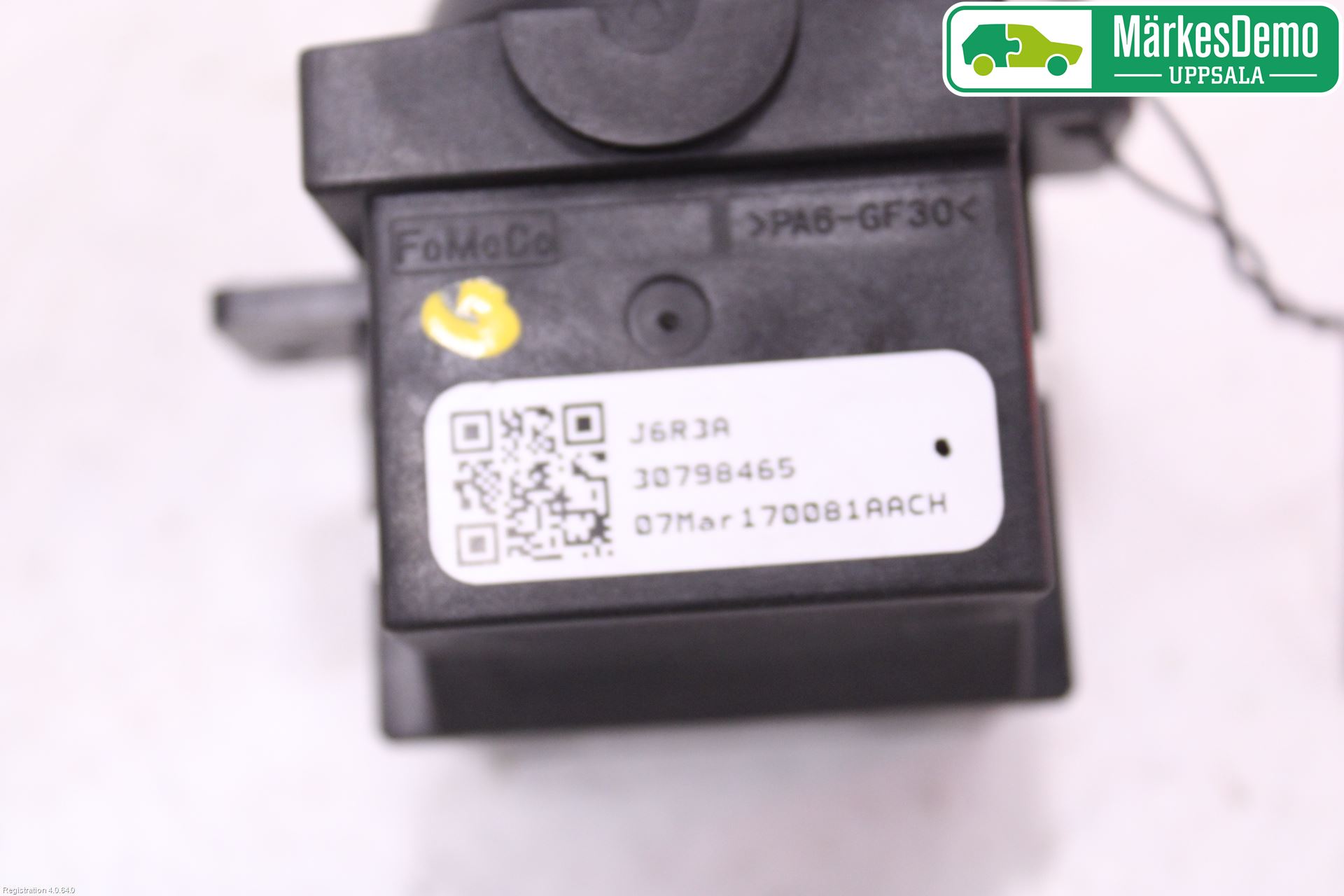 Volvo V70 08-13 Bryter Ratt Visker - Spyler