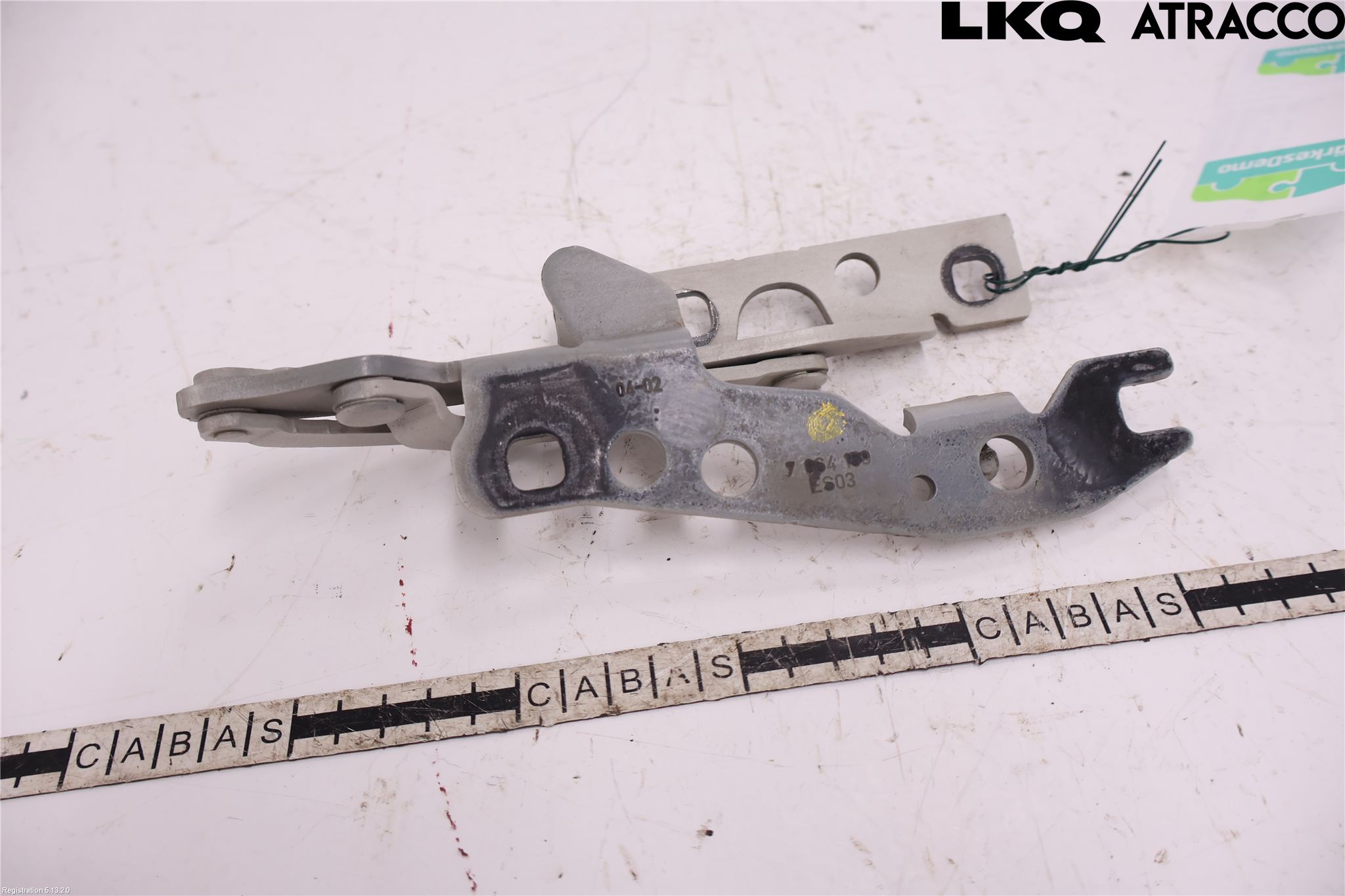 BMW 6 E63/64    02-10 Panser Hengsel - Hengsler