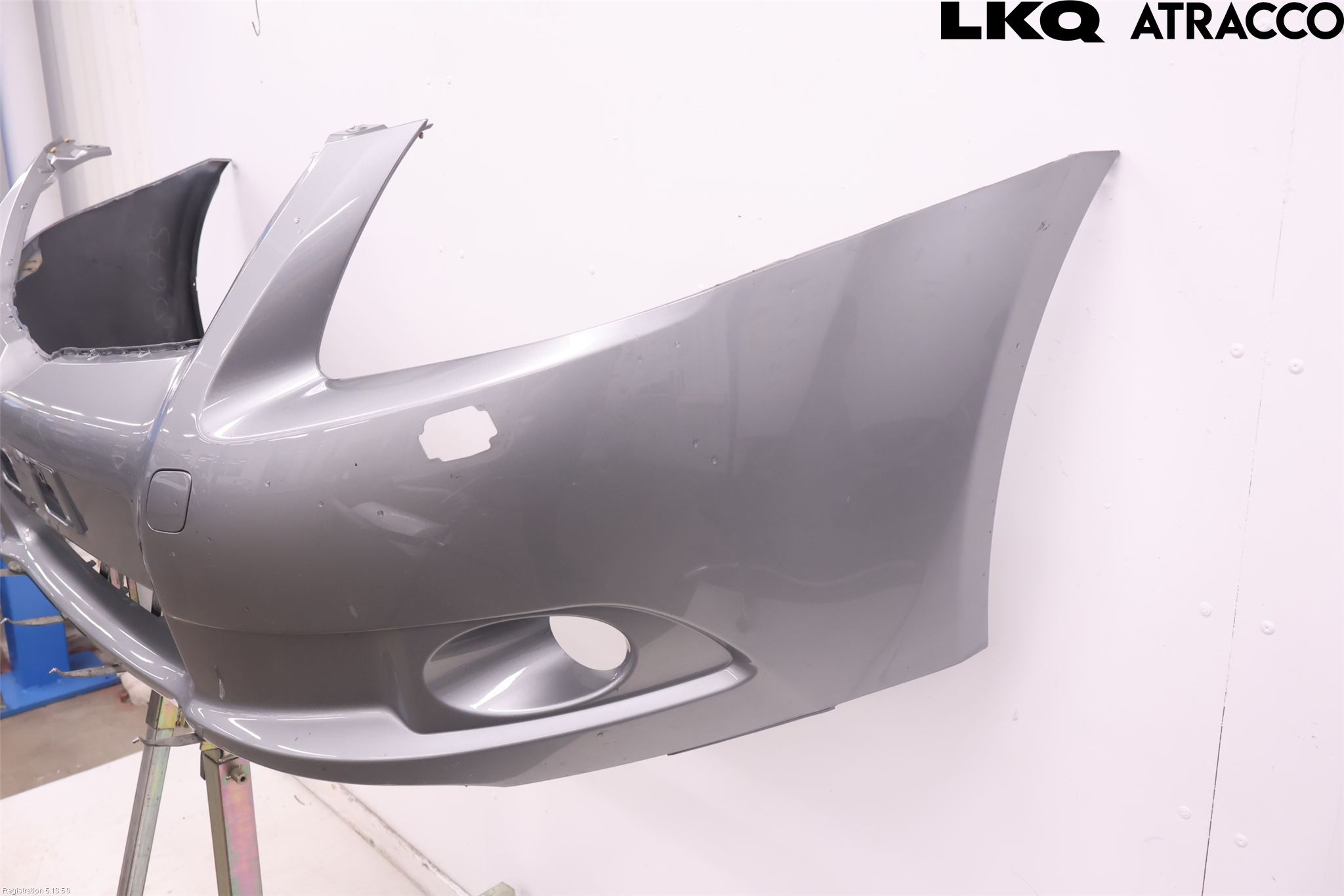 Toyota AVENSIS 09-15 Støtfanger Foran Plastdeksel