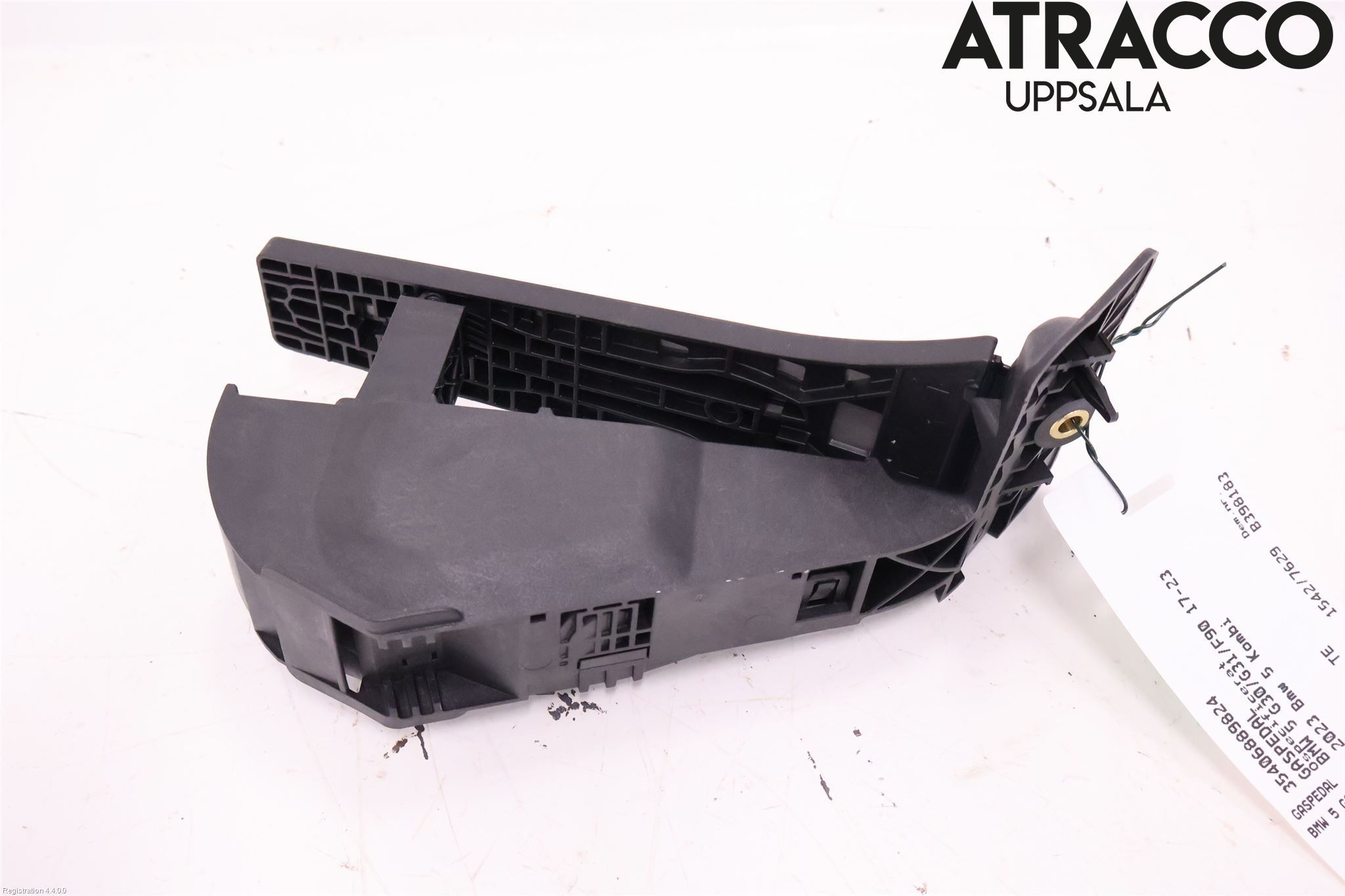 BMW 5 G30/G31/F90 17-23 Gasspedal