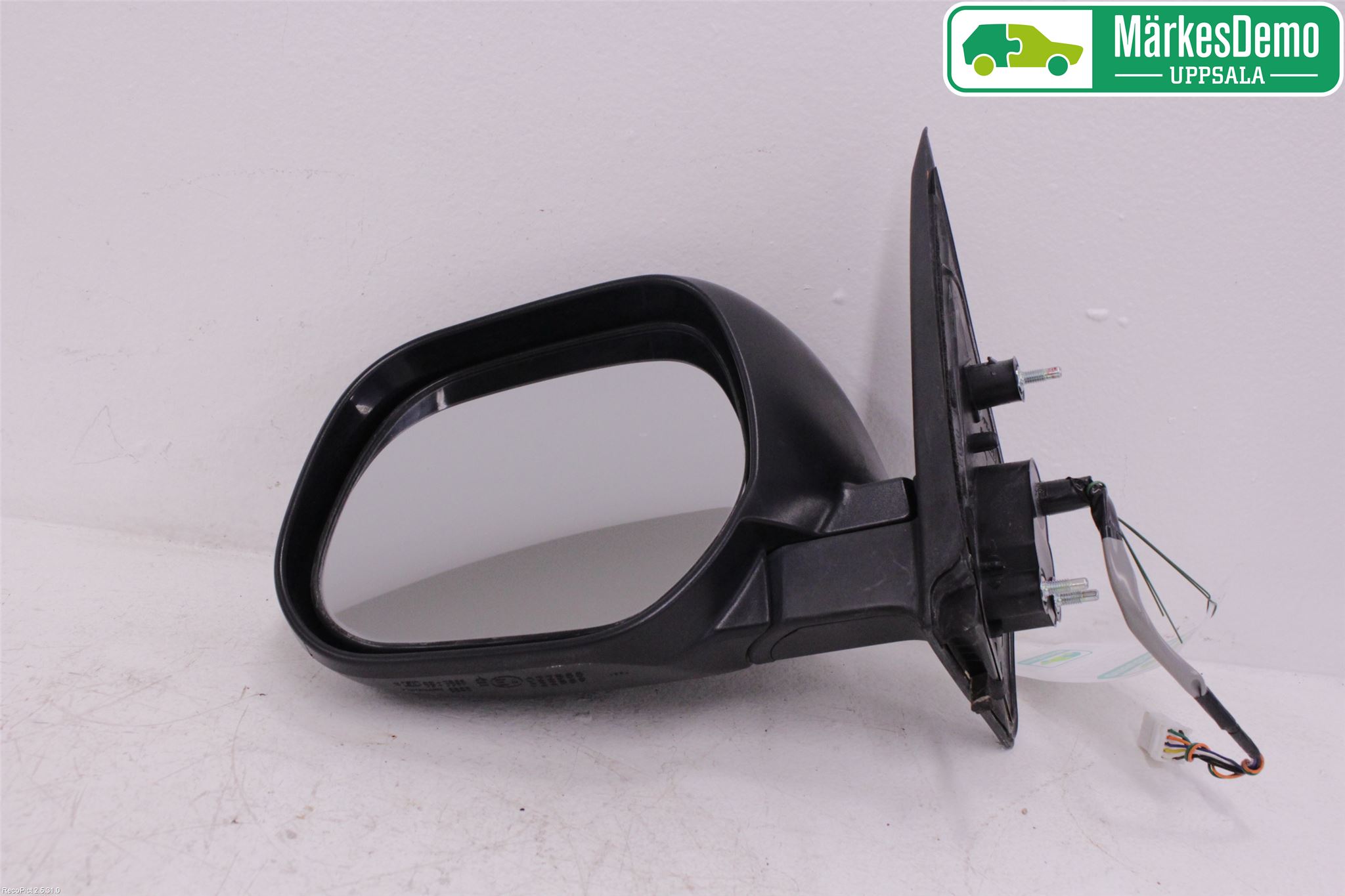 Mitsubishi OUTLANDER 07-12 Speil V M-El Justering
