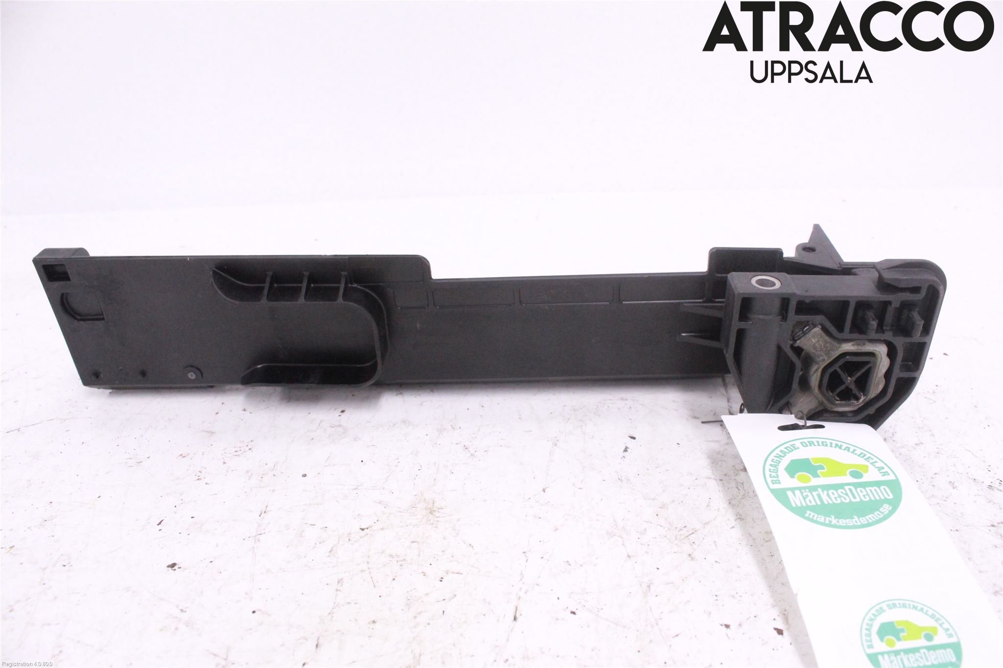 BMW i3 I01 13-22 Radiator Feste - Ramme - Bjelk