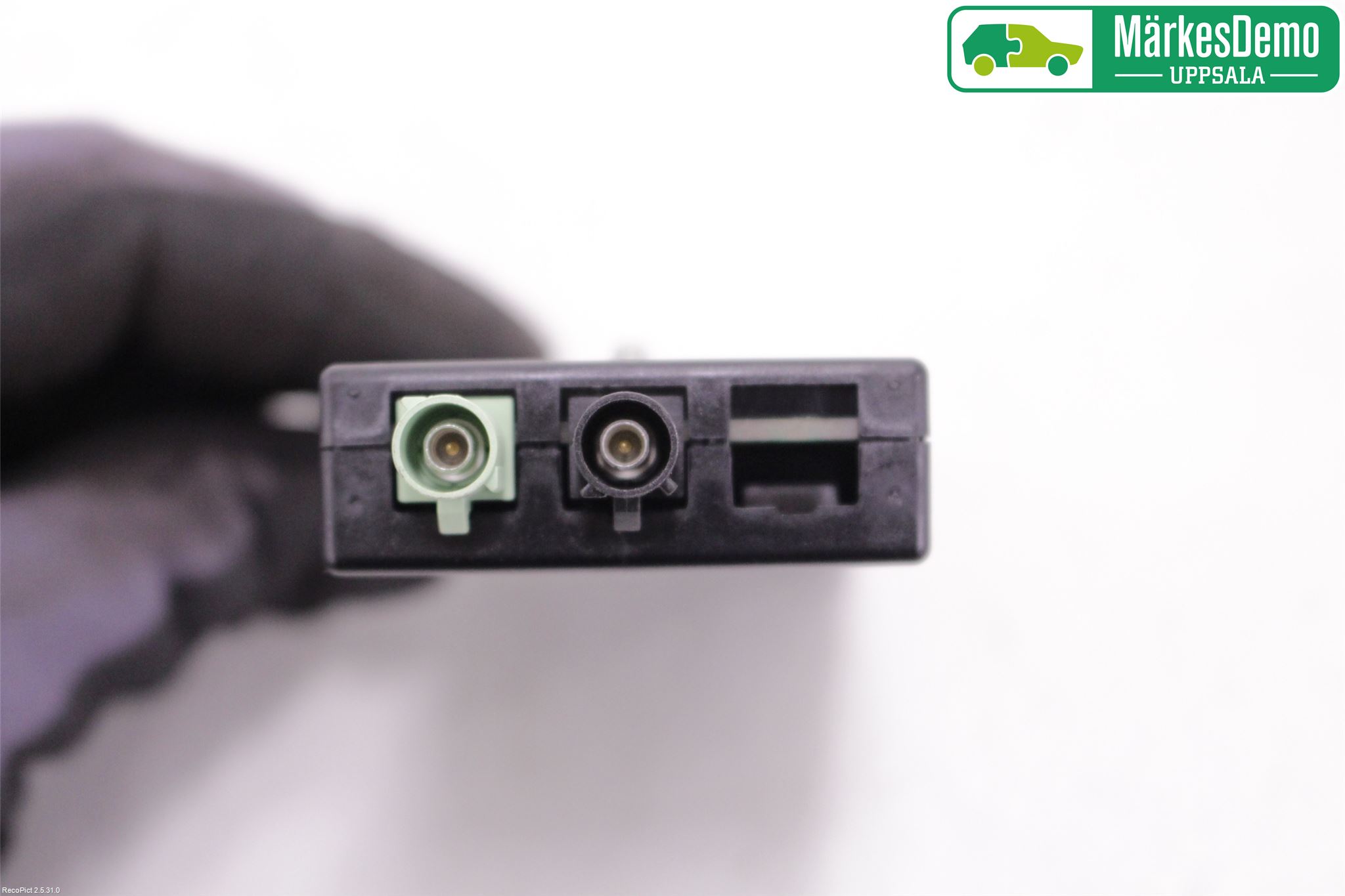 BMW 3 G20/G21/G80/G81 19- Stereo Antenneforsterker