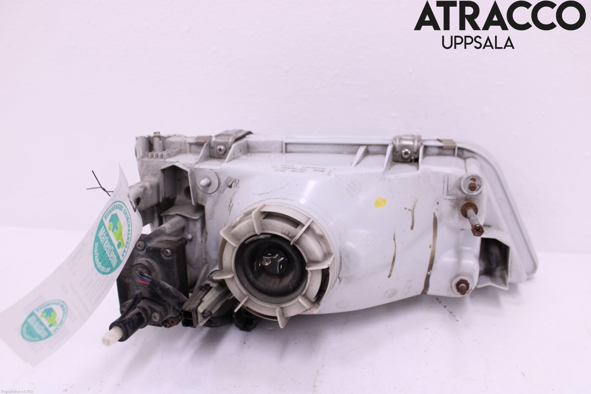 Nissan MAXIMA 95-00 Frontlykt Venstre