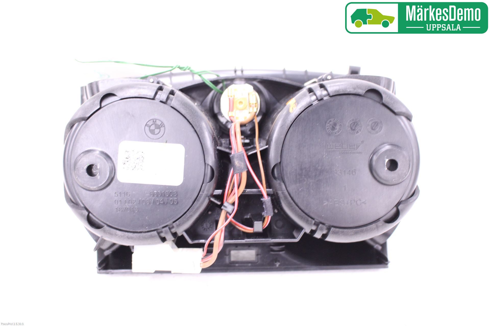 BMW 5 G30/G31/F90 17-23 Innr Koppholder