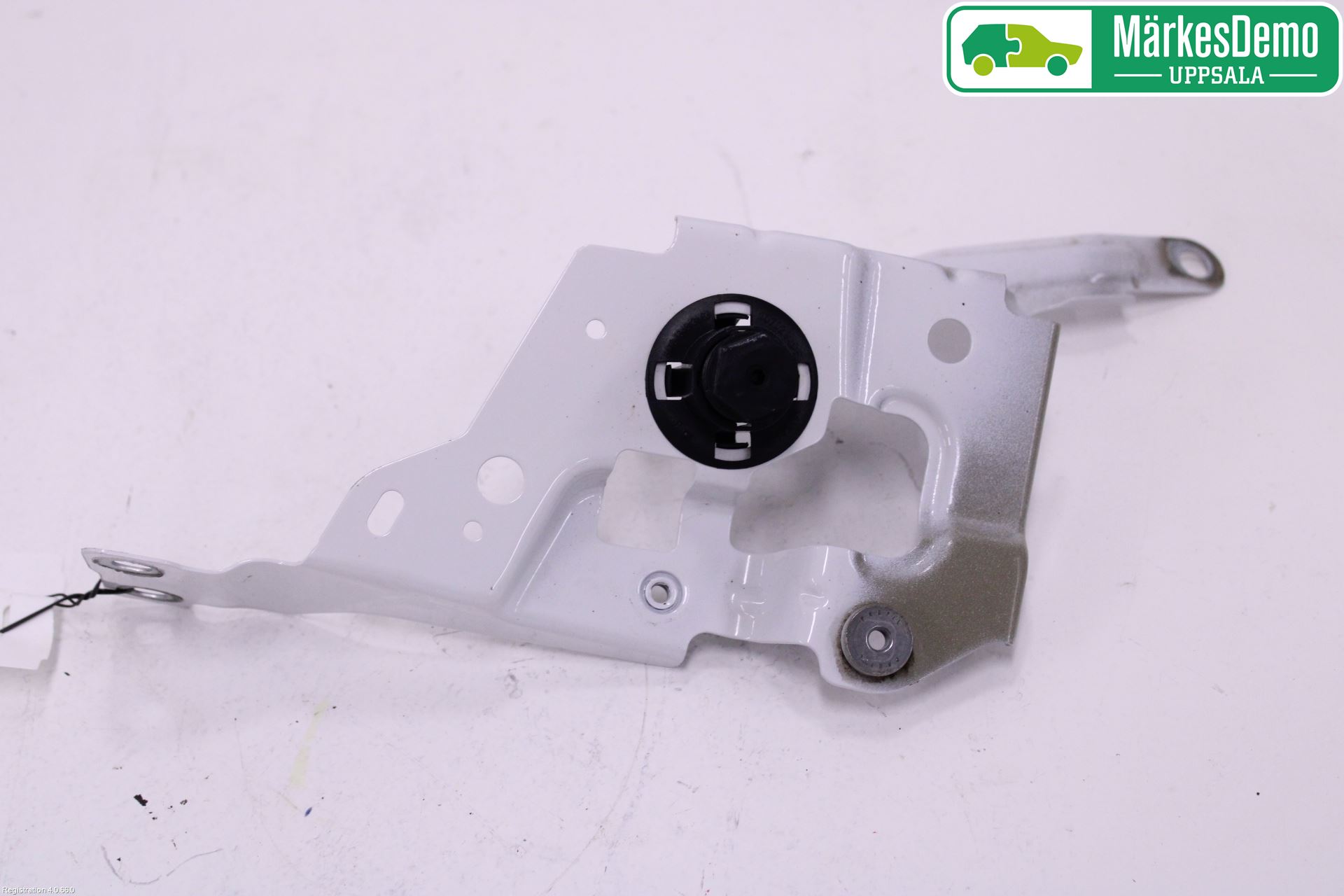 BMW 3 G20/G21/G80/G81 19- Frontskjermfeste Venstre