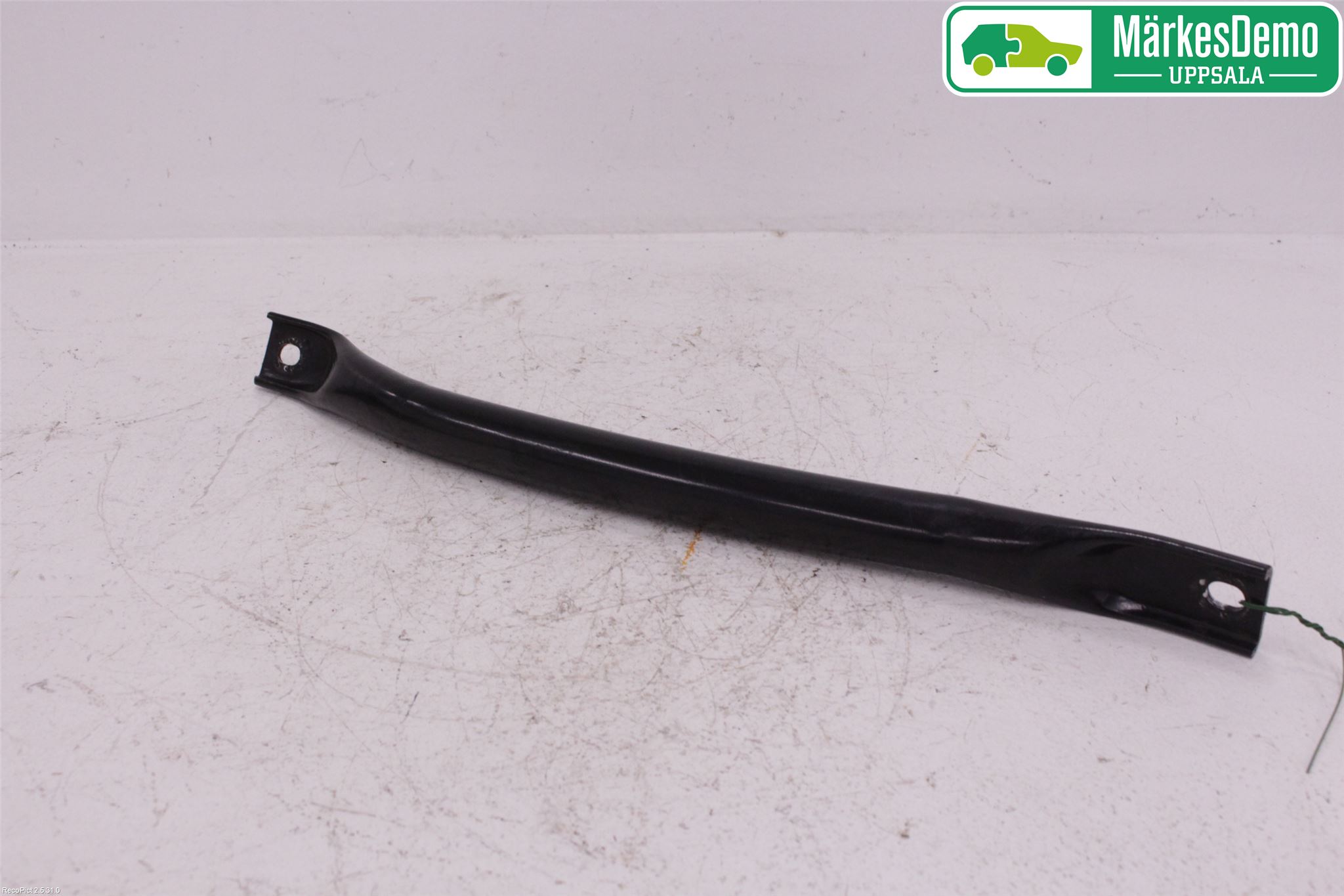 BMW 5 F10/F11/F18 09-17 Front Øvrig