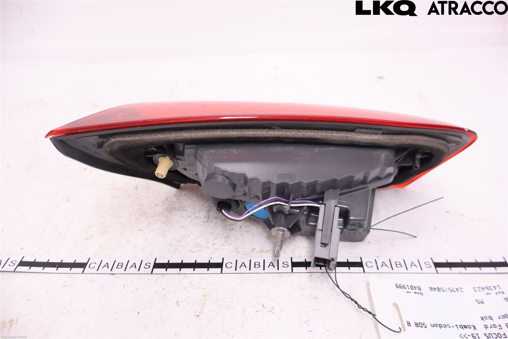 Ford FOCUS 19- Baklykt Høyre  På Luke(Indre)