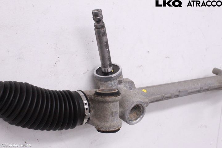 Toyota YARIS XP130 15-20 Snekke - Tannstang