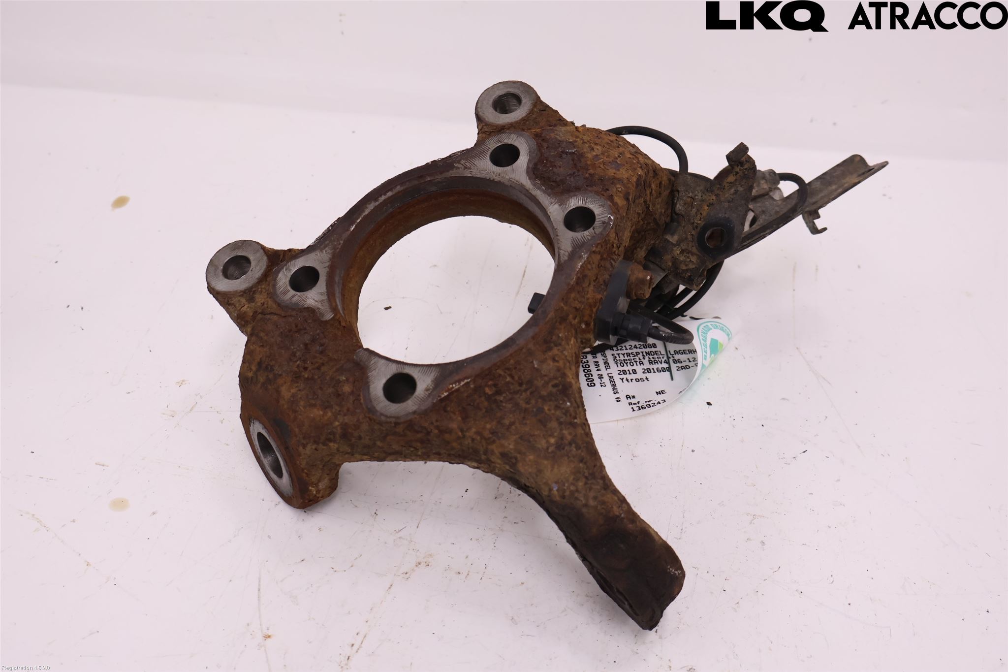 Toyota RAV 4 06-12 Spindel Vf