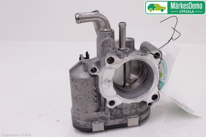 Hyundai i20 PB 09-14 Inns Spjeldhus