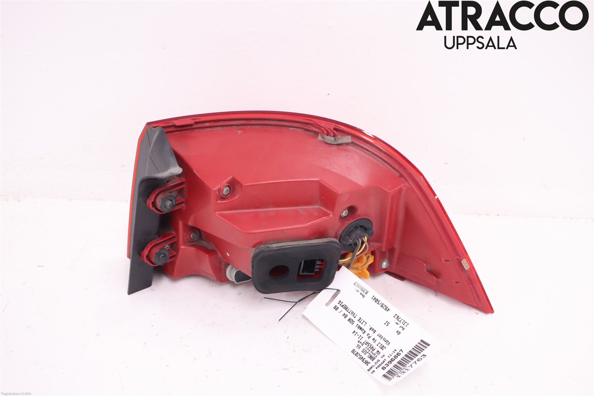 Volkswagen VW PASSAT 11-14 Baklykt Venstre