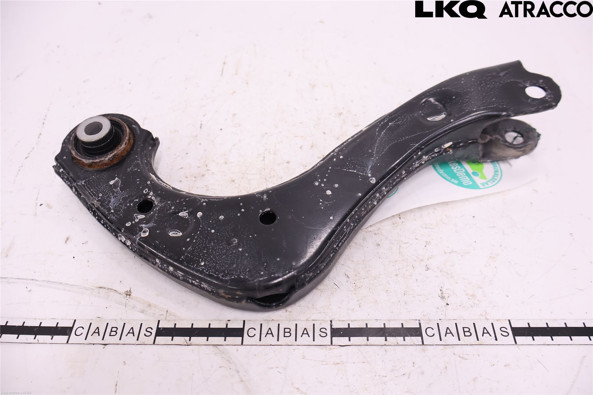 Toyota COROLLA CROSS XG10 22- Bærearm Bak Høyre Øvre
