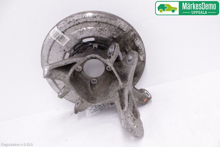 BMW 5 F10/F11/F18 09-17 Spindel Vb