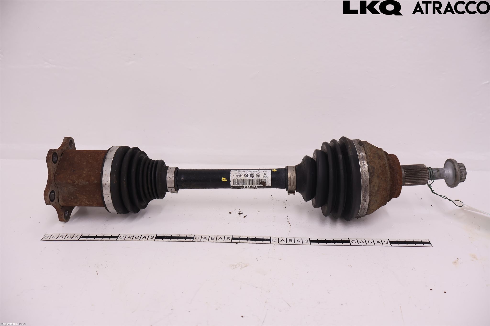 Volkswagen VW PASSAT 11-14 Drivaksel Foran Kompl Venstre