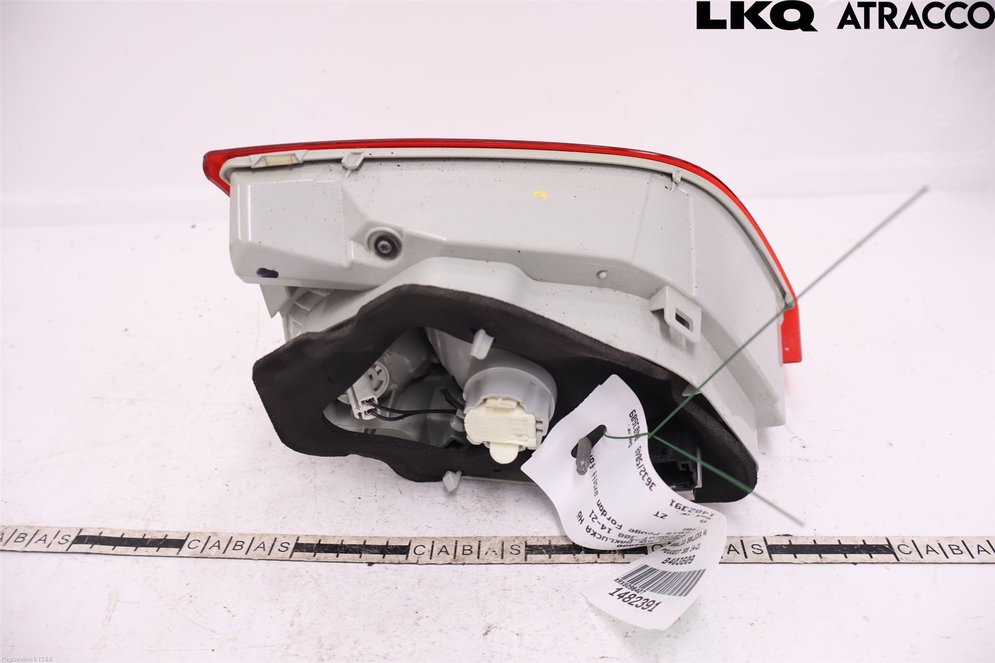 Peugeot 308 14-21 Baklykt Høyre  På Luke(Indre)