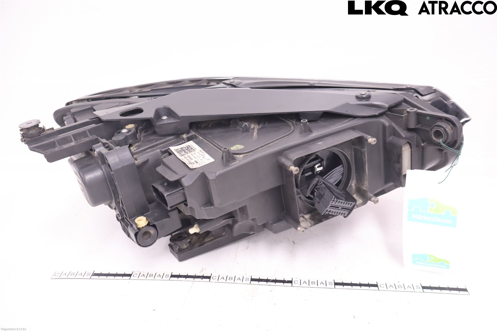 Volkswagen VW PASSAT 15-19 Frontlykt Venstre