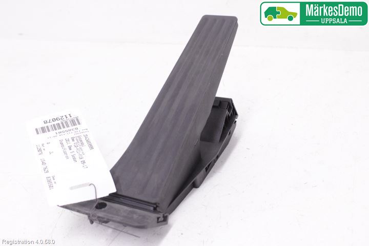BMW 5 F10/F11/F18 09-17 Gasspedal