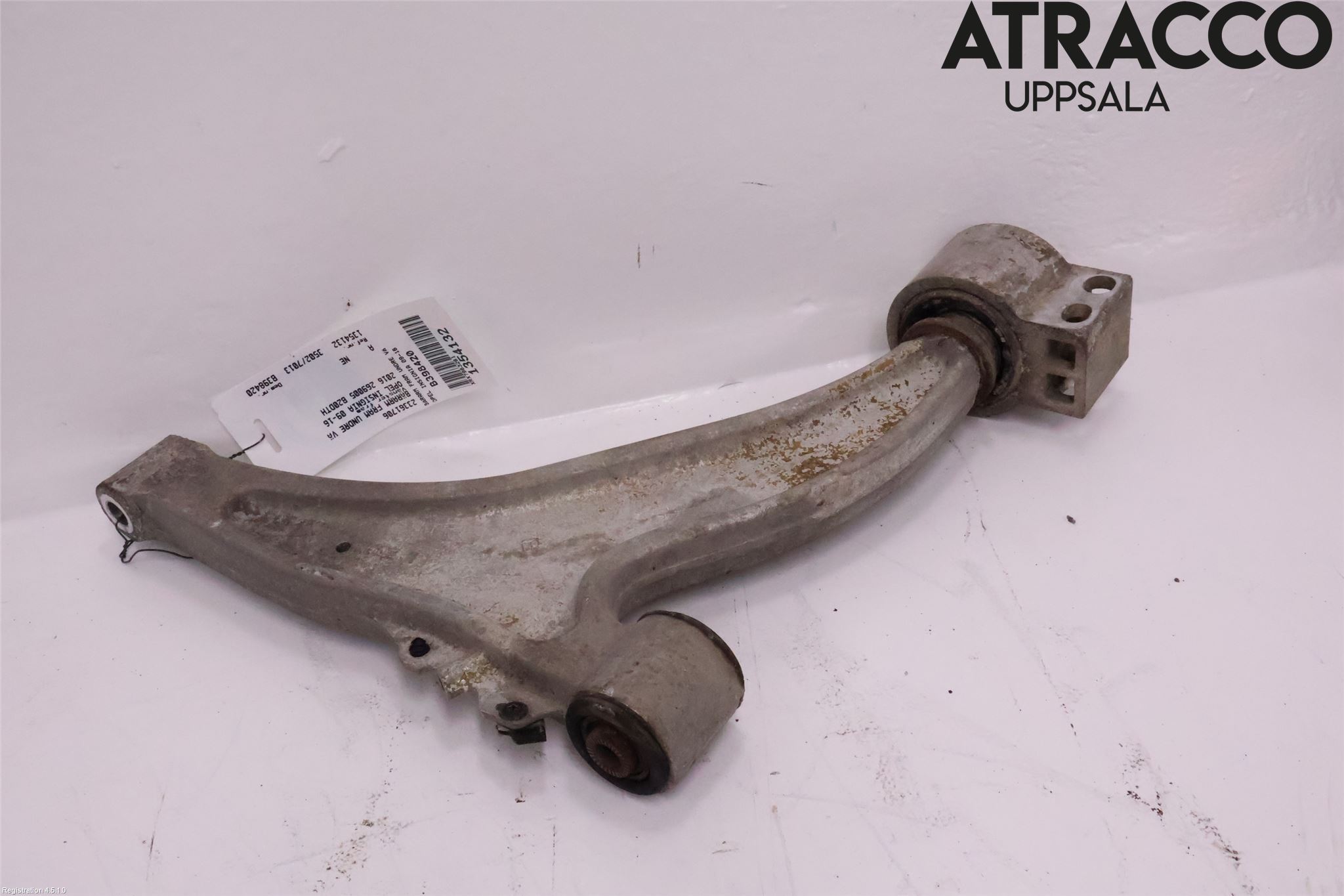 Opel INSIGNIA 09-16 Bærearm Foran Venstre Nedre