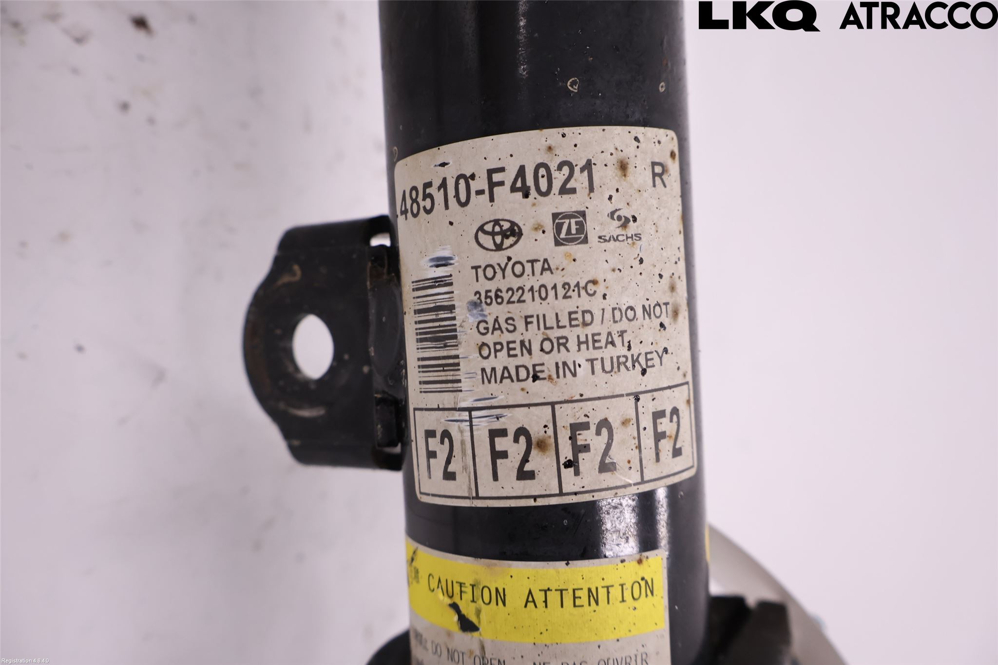 Toyota C-HR 16-23 Fjærbein Foran Høyre