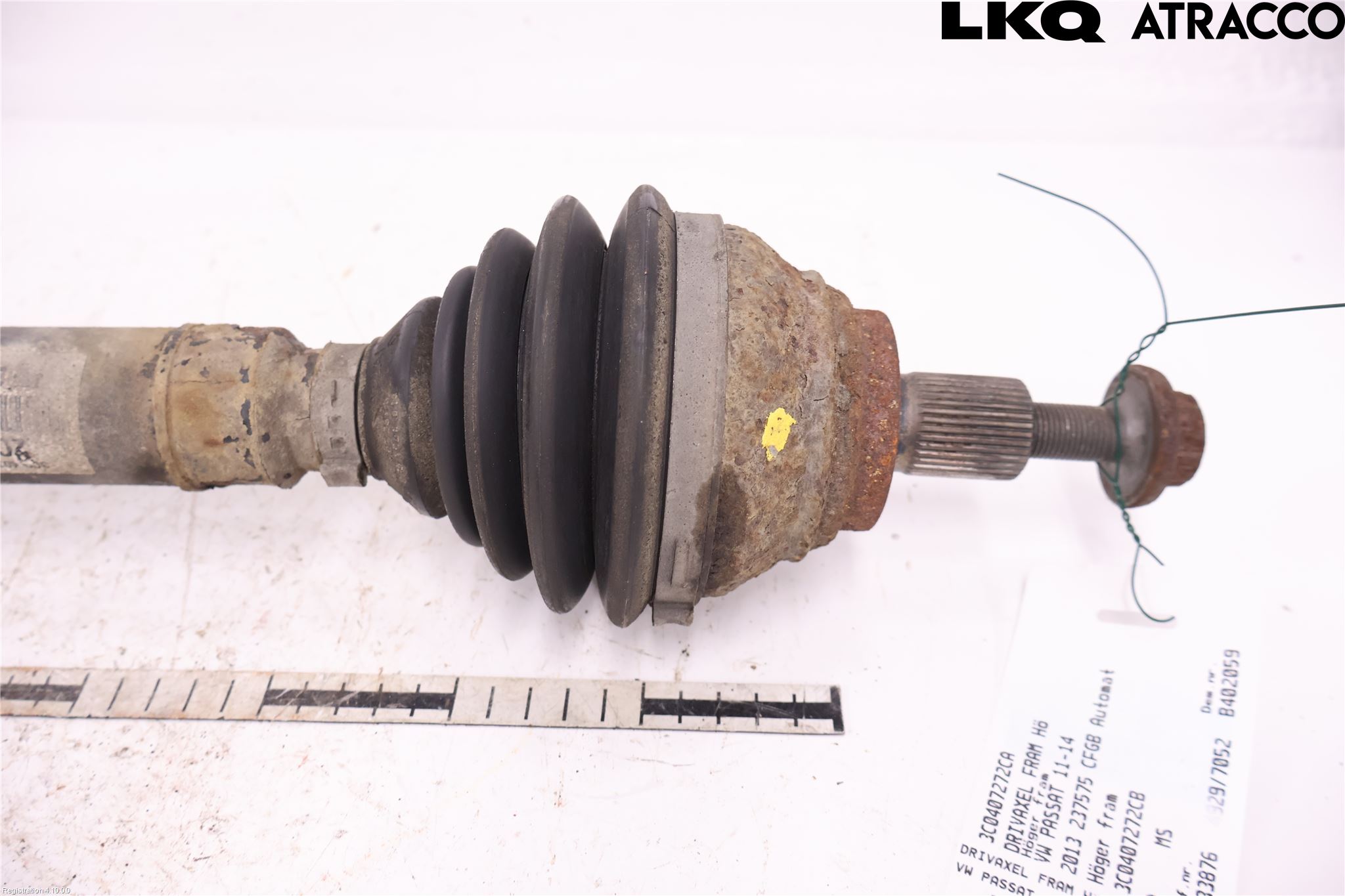 Volkswagen VW PASSAT 11-14 Drivaksel Foran Kompl Høyre