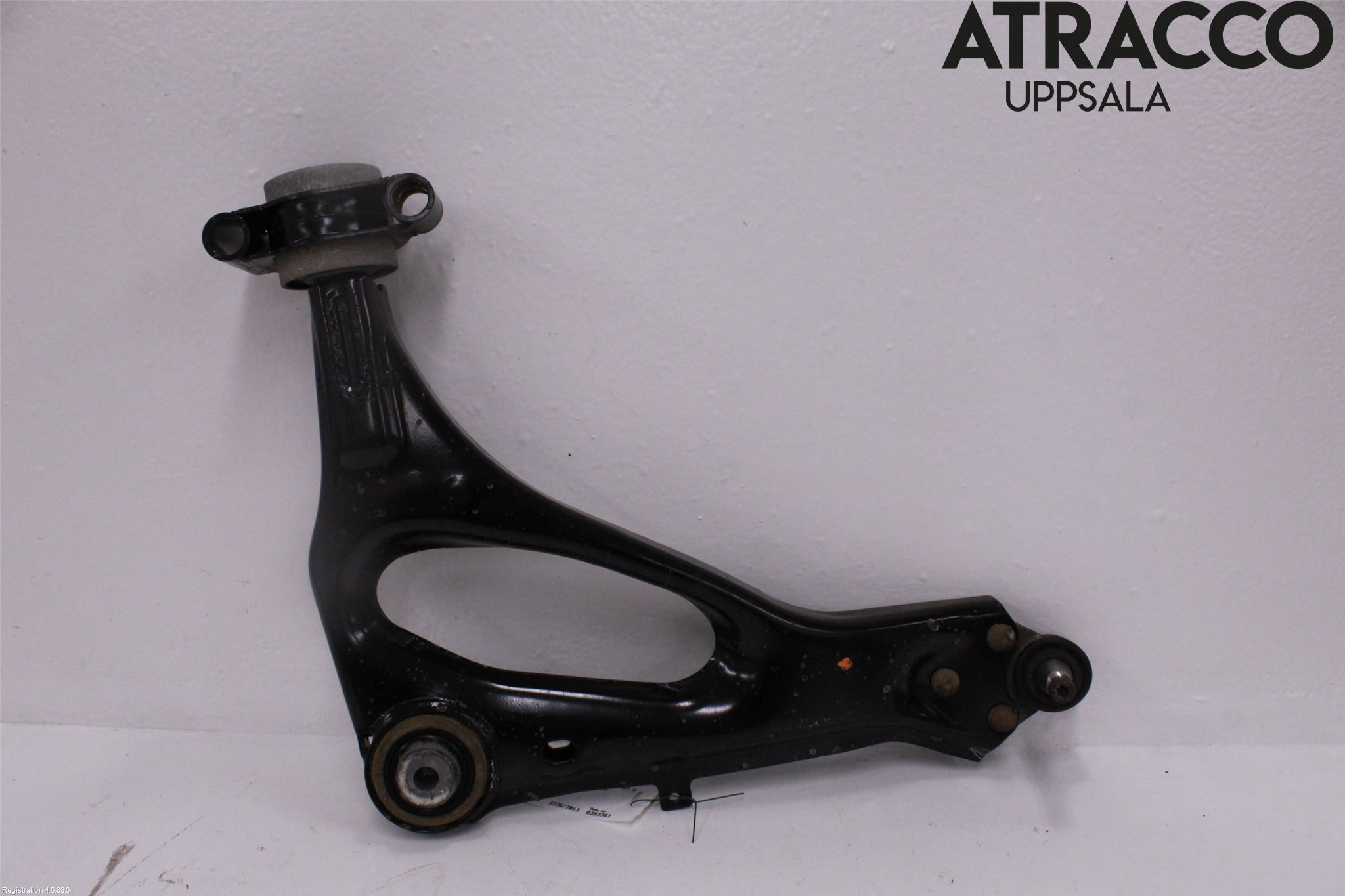 Mercedes-Benz MB VITO/V-KLASS (W640,W447,W448) 14- Bærearm Foran Venstre Nedre