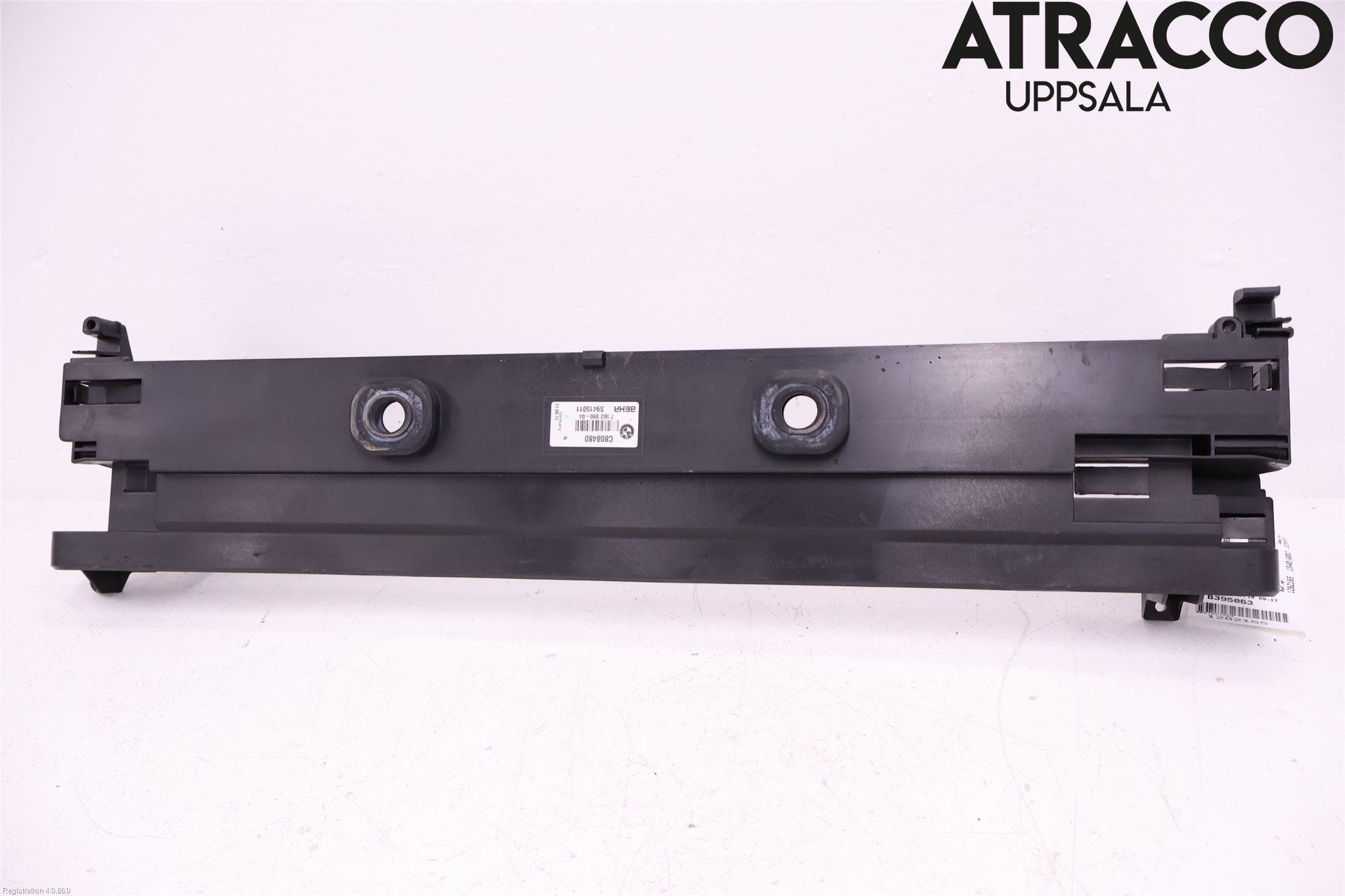 BMW 5 F10/F11/F18 09-17 Radiator Feste - Ramme - Bjelk
