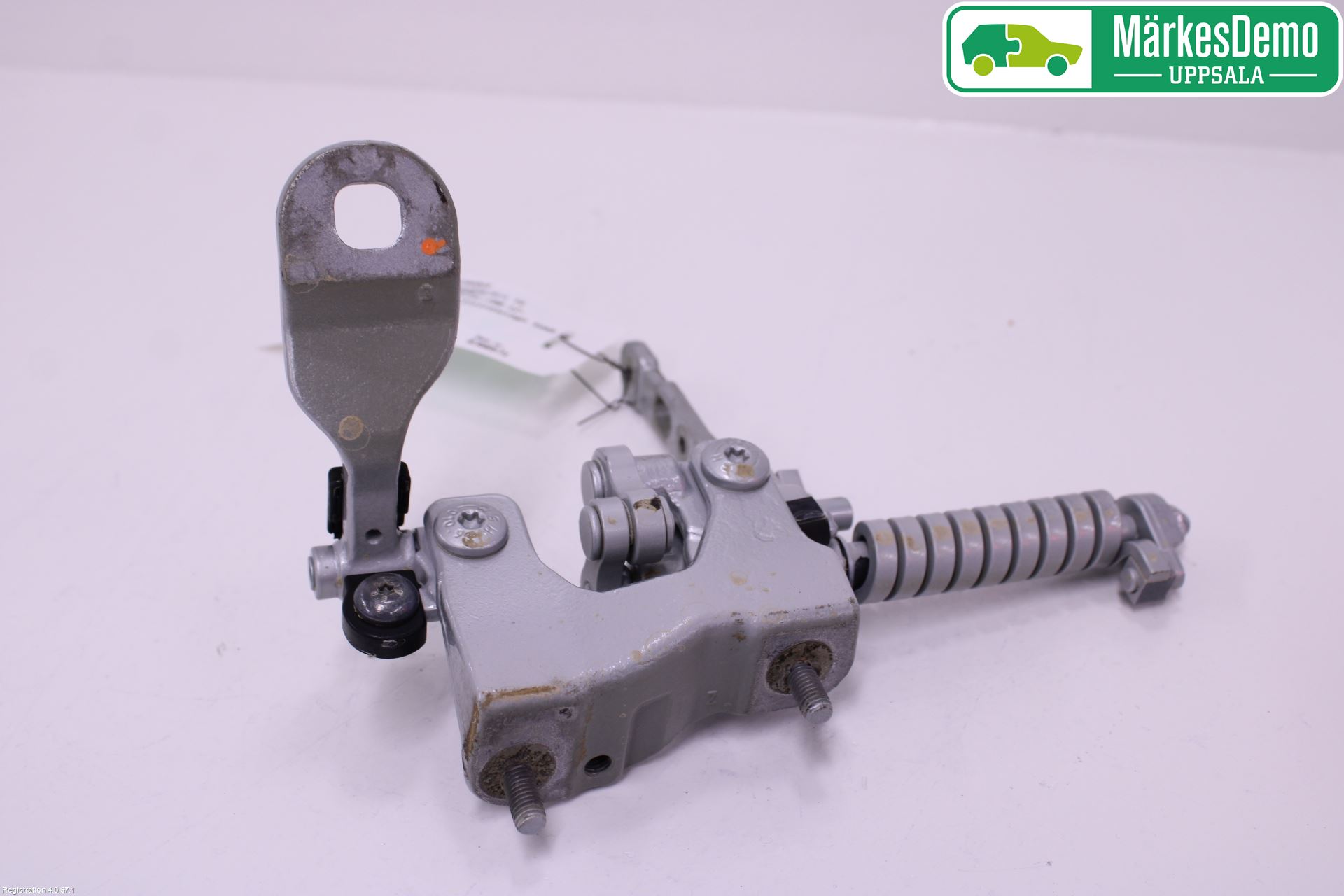 BMW 3 F30/F31/F80 12-19 Bakluke Hengsel Venstre