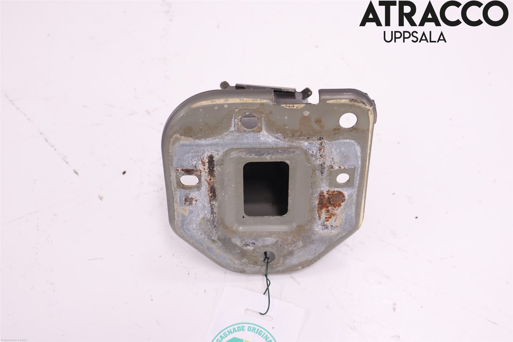Nissan QASHQAI 14-17 Støtfanger Bak Feste