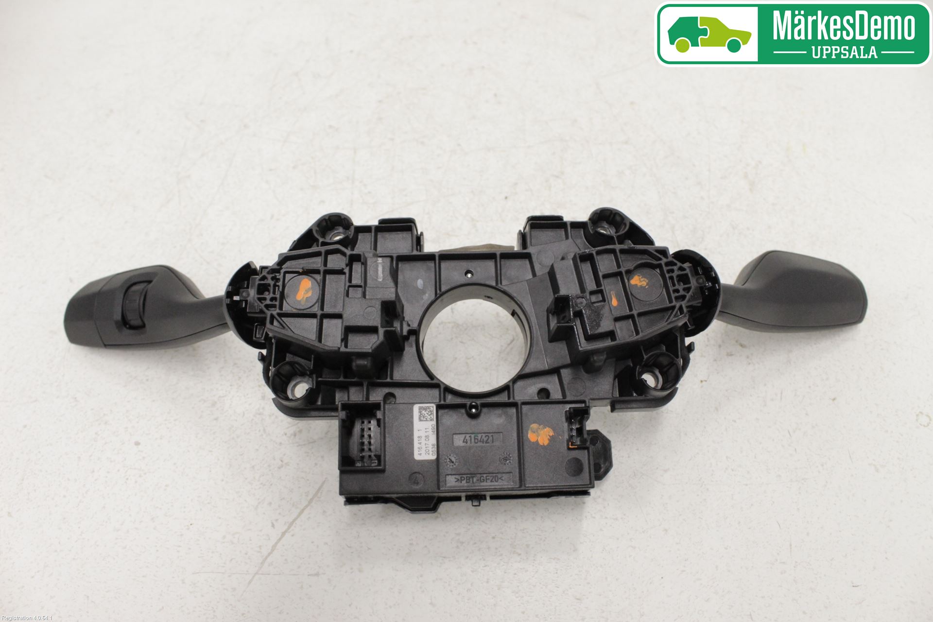 BMW 5 G30/G31/F90 17-23 Bryter Ratt Kombi H Og V