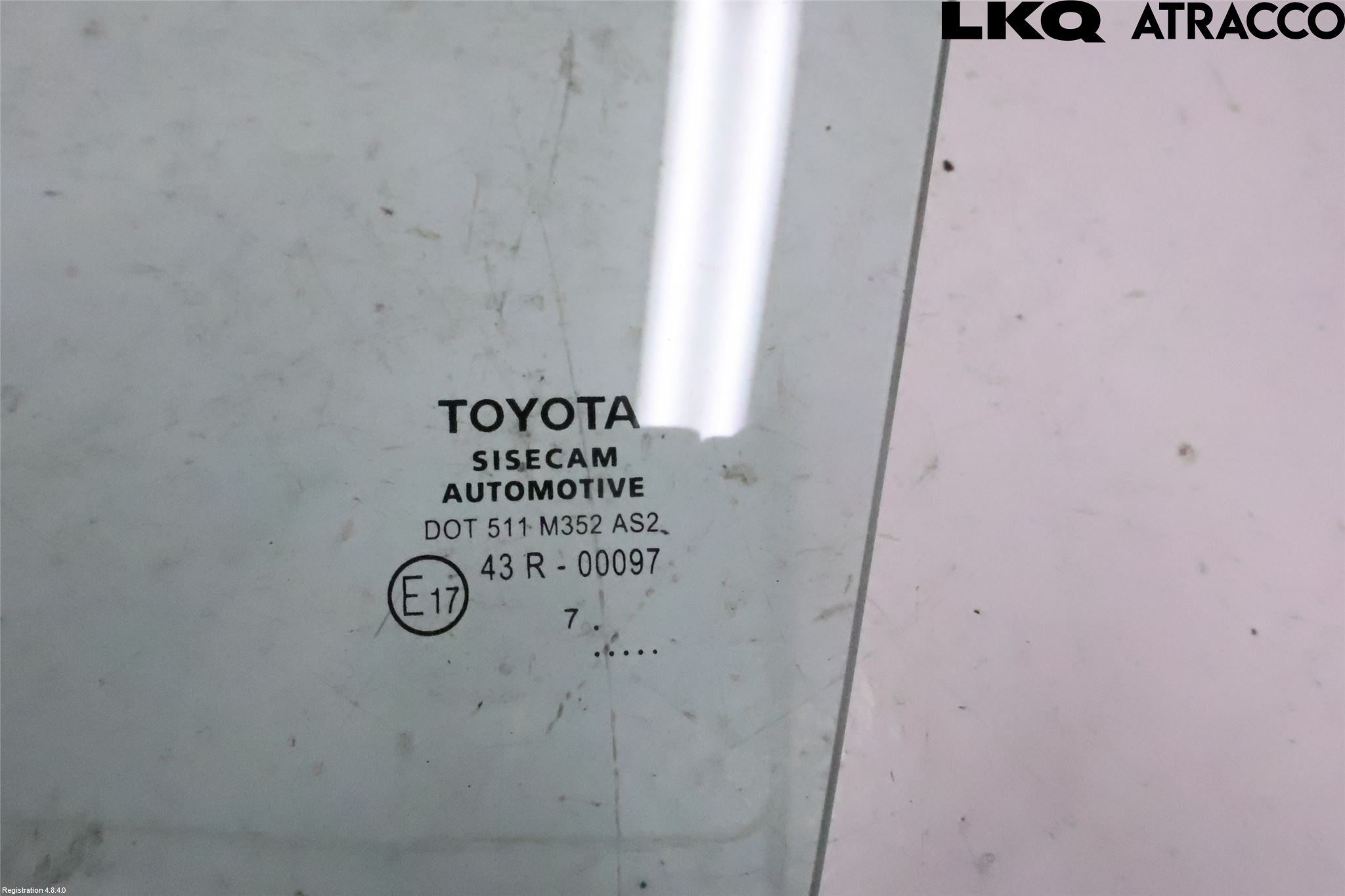 Toyota YARIS XP130 15-20 Dørrute Foran Høyre Trekant