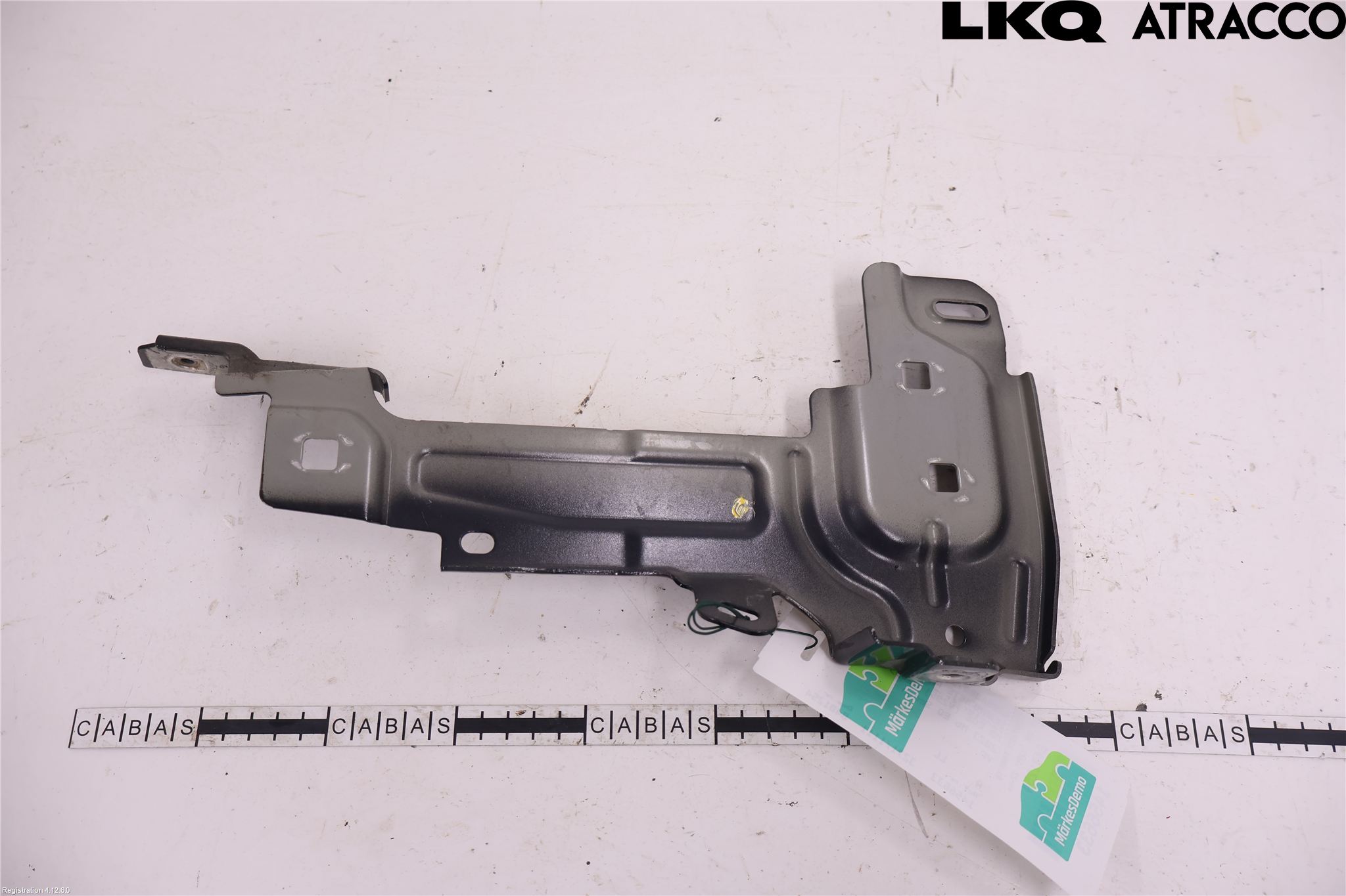 Mercedes-Benz MB EQE (V295) 22- Frontskjermfeste Venstre