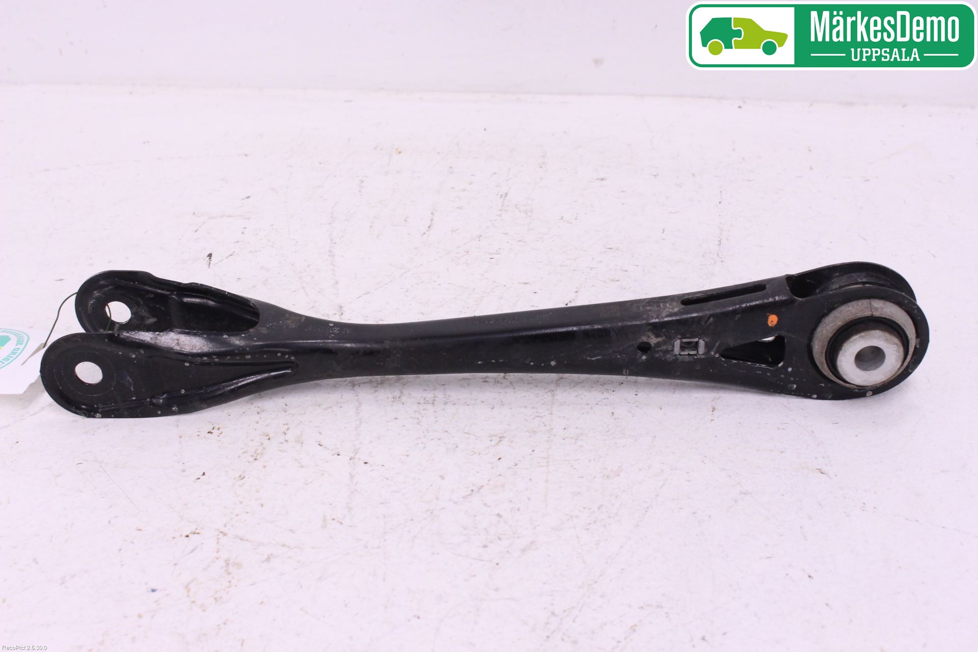 BMW 5 G30/G31/F90 17-23 Bærearm Bak Venstre
