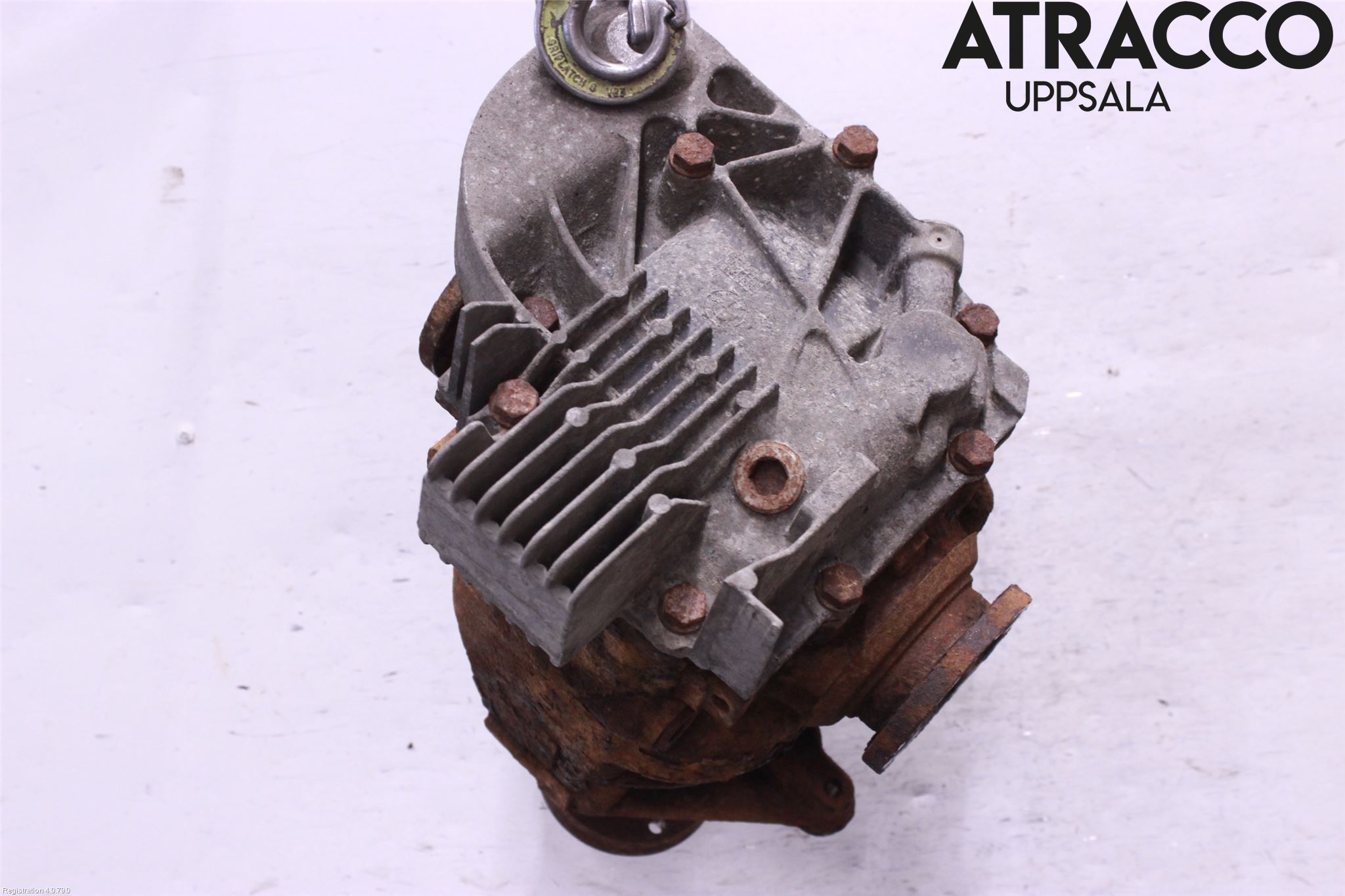 BMW 5 E60/61 Sed/Tou 02-10 Bakaksel Kardang Bak -Diff