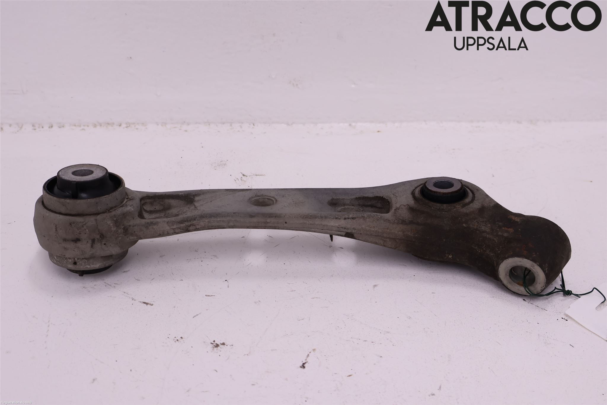 BMW 5 F10/F11/F18 09-17 Bærearm Foran Høyre Nedre