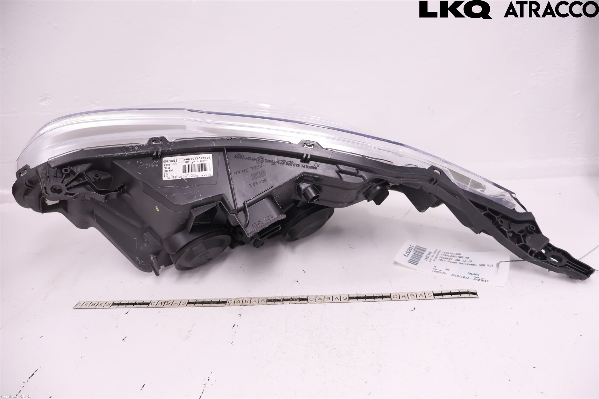 Peugeot 208 12-15 Frontlykt Høyre