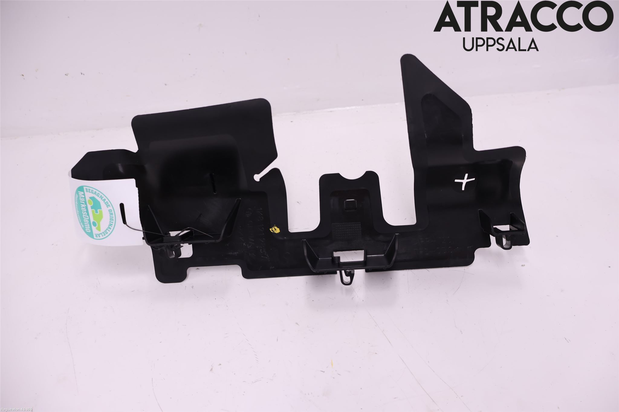 Volkswagen VW SCIROCCO 09-17 Radiator Feste - Ramme - Bjelk