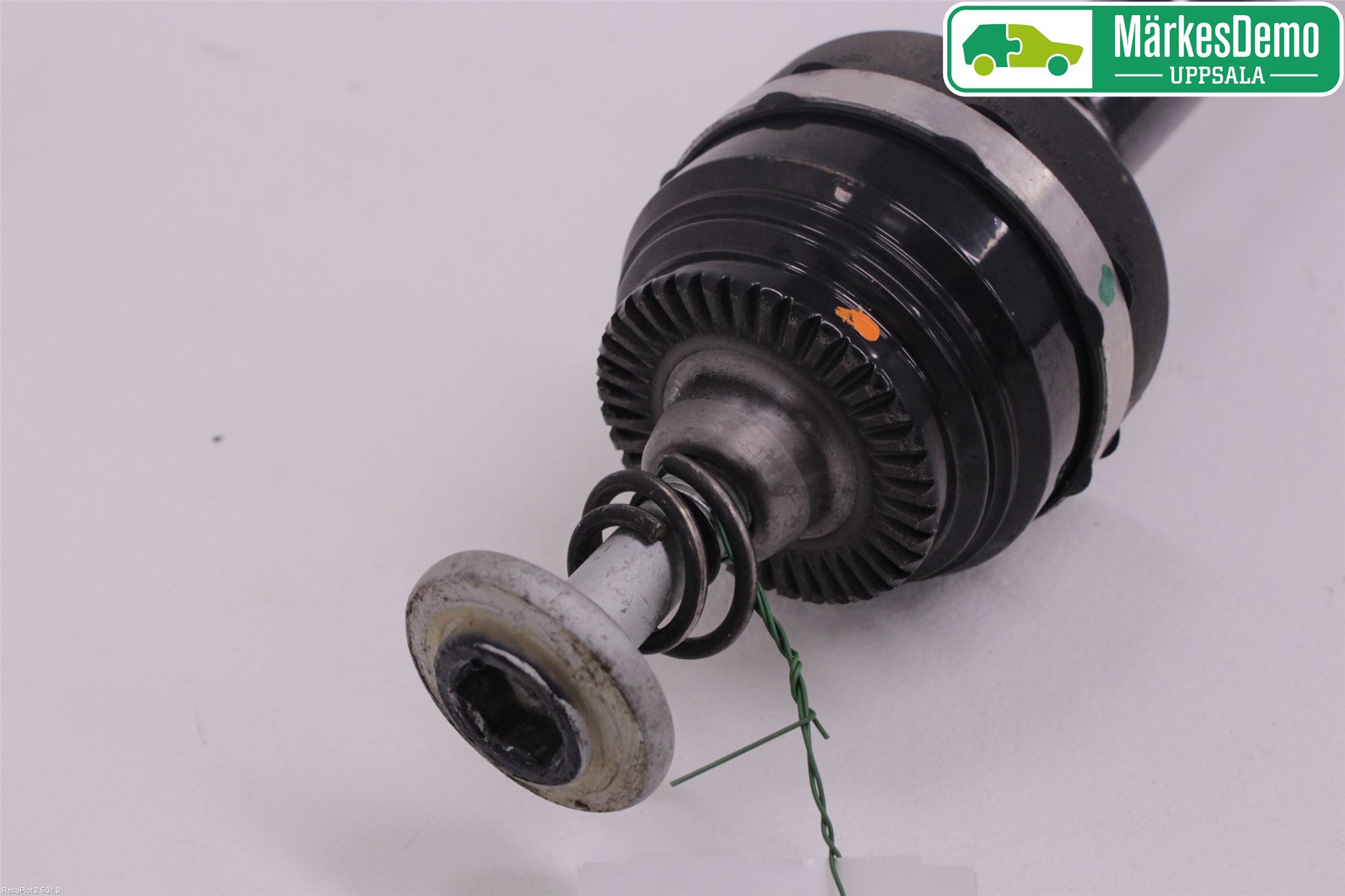 BMW 5 G30/G31/F90 17-23 Drivaksel Bak Kompl Venstre