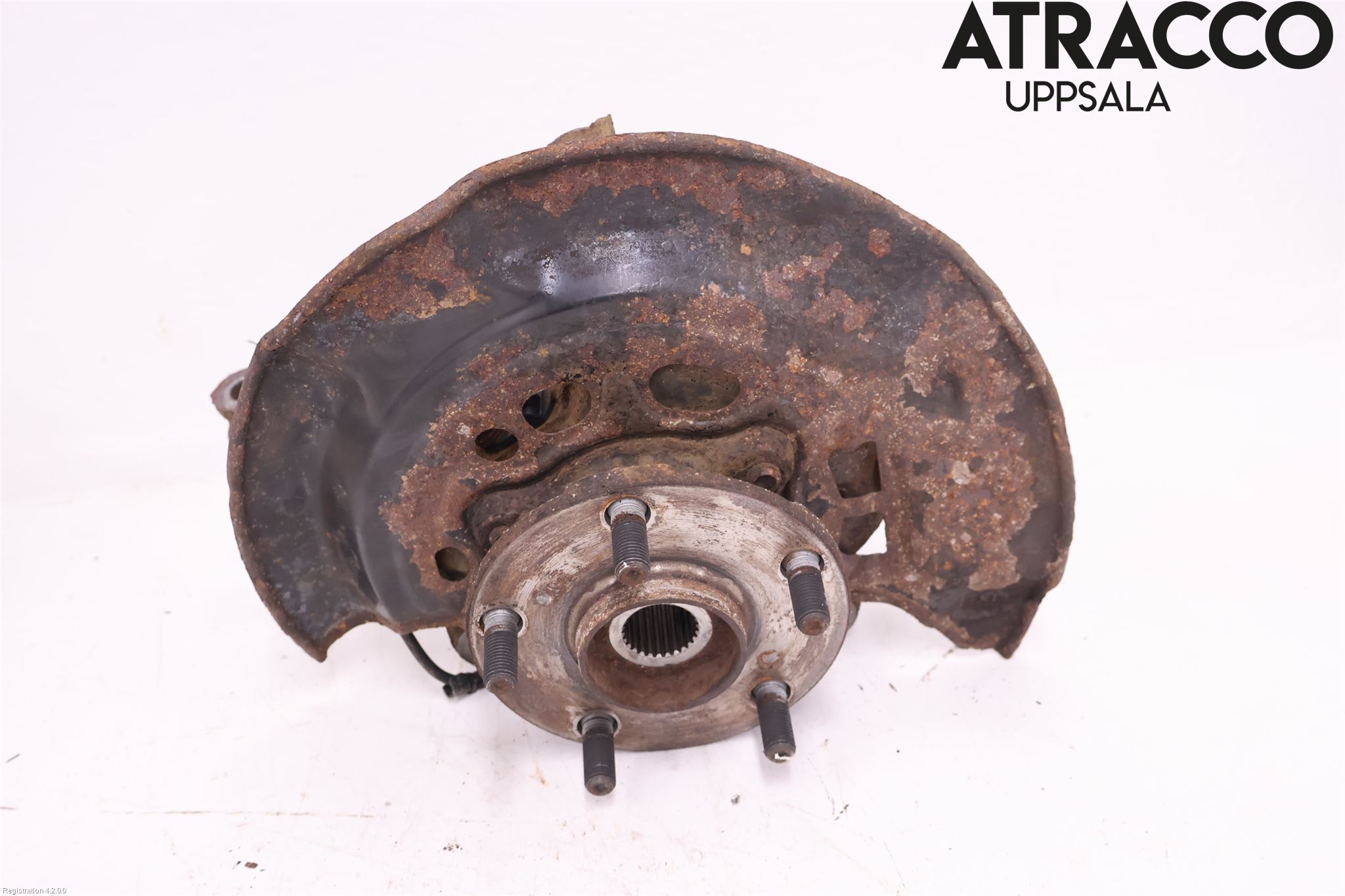 Toyota AURIS 13-19 Spindel Vf