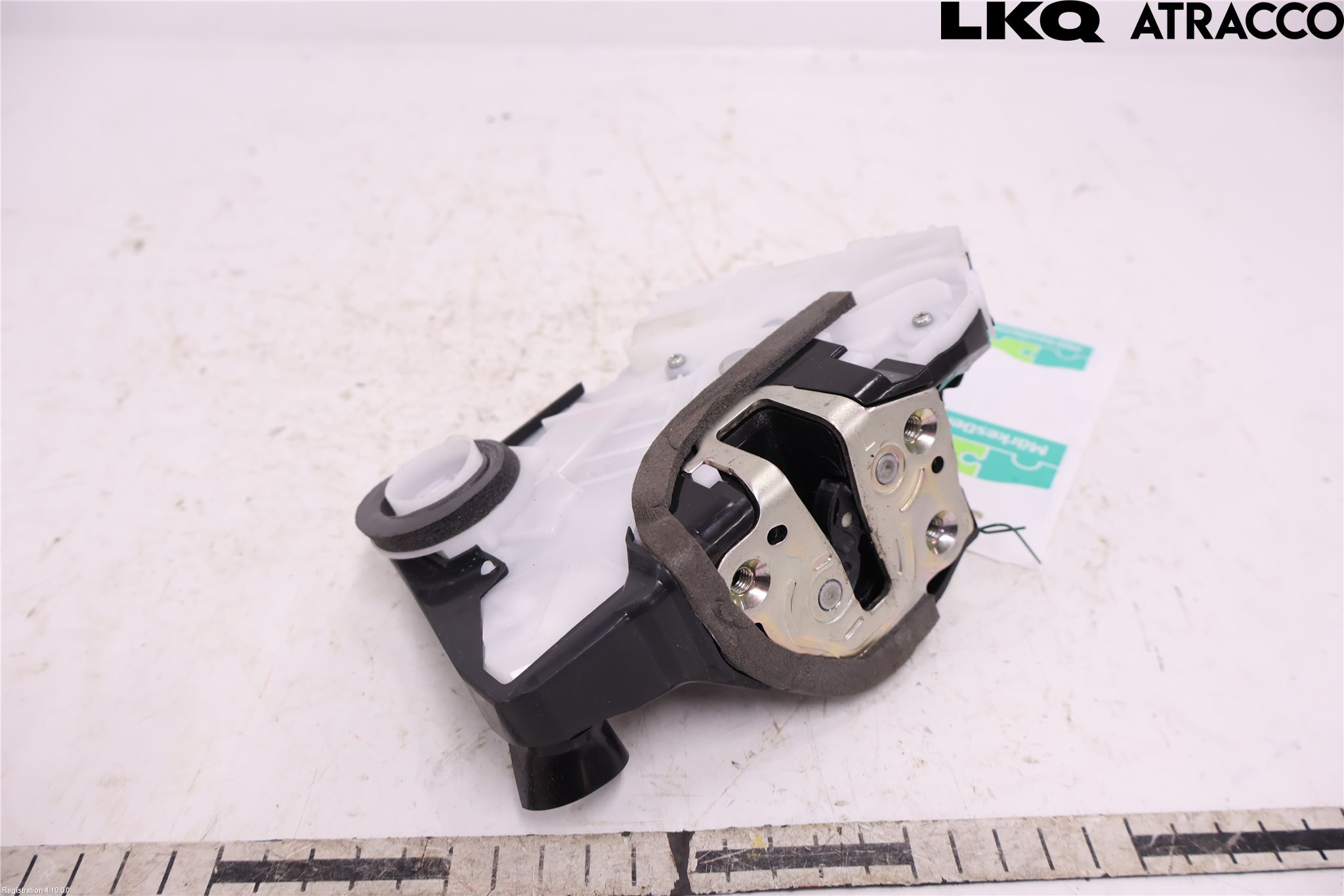 Toyota YARIS CROSS XP21 21- Dørlås - Låsekasse