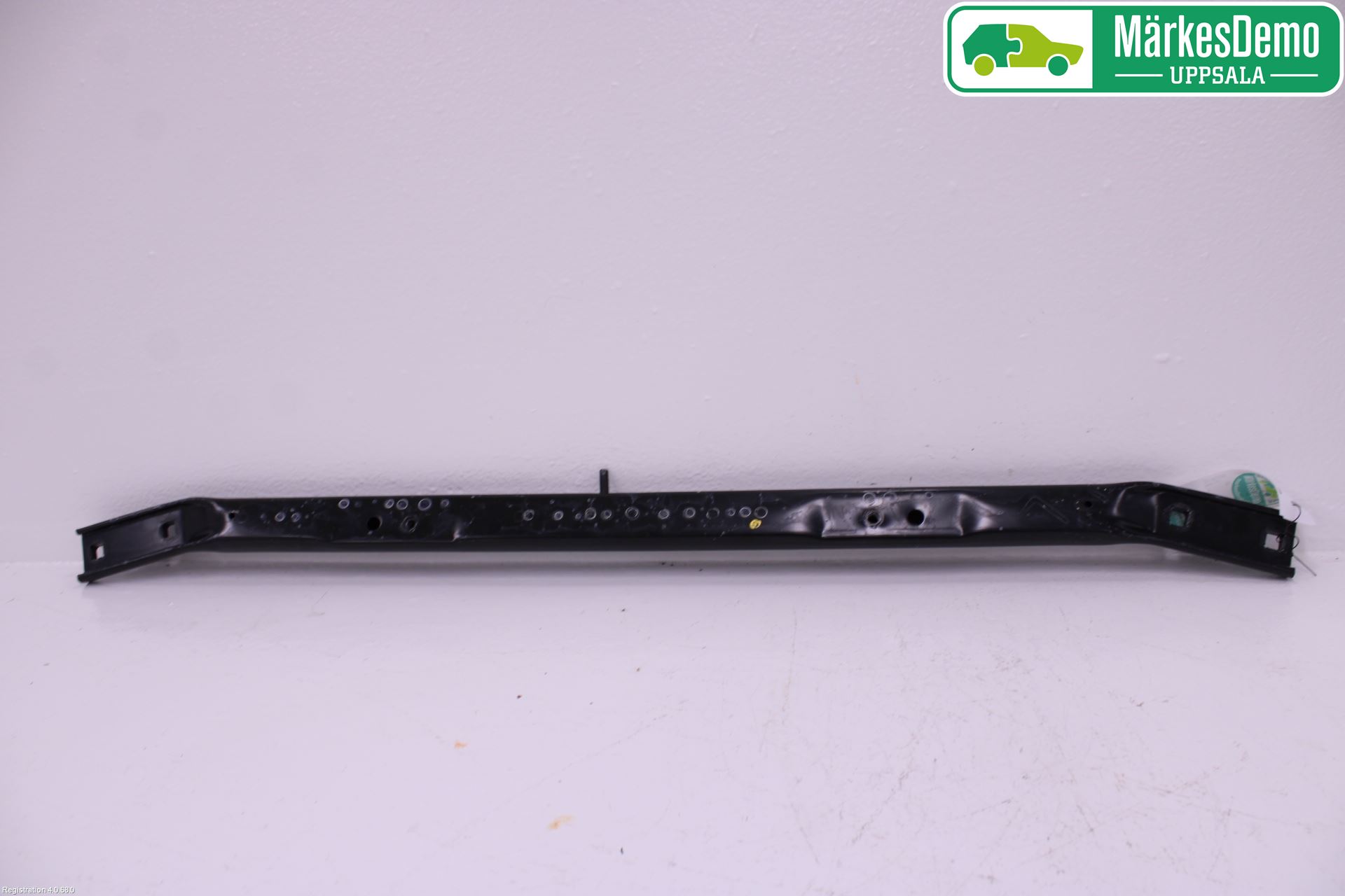 BMW 5 F10/F11/F18 09-17 Panserlåsplate-Bjelke