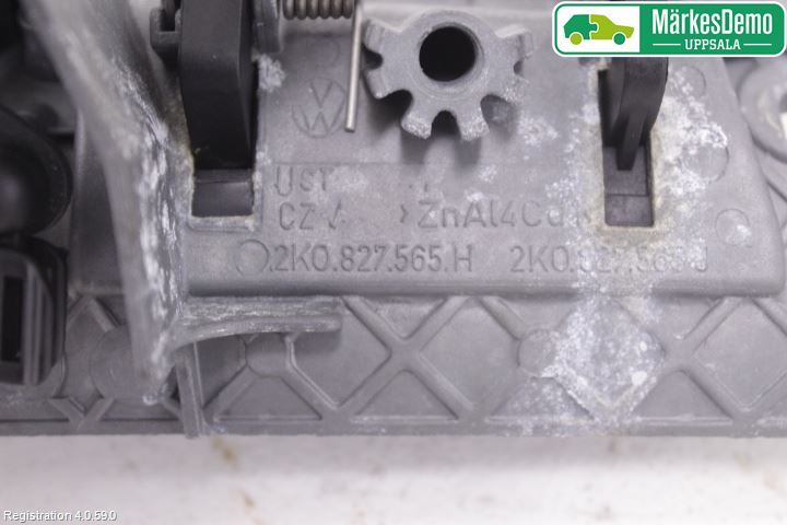 Volkswagen VW CADDY 11-15 Bakluke Handtak Ytre