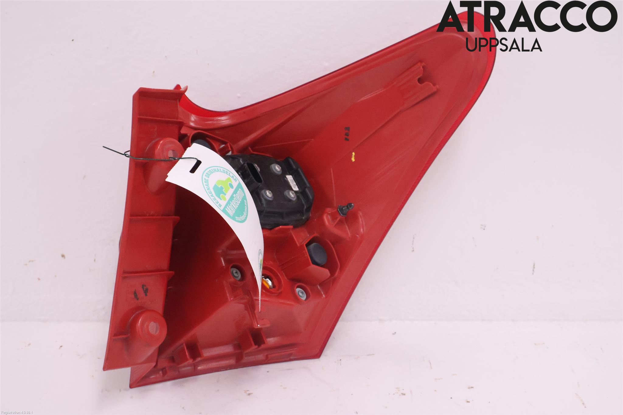 Toyota AURIS 13-19 Baklykt Venstre