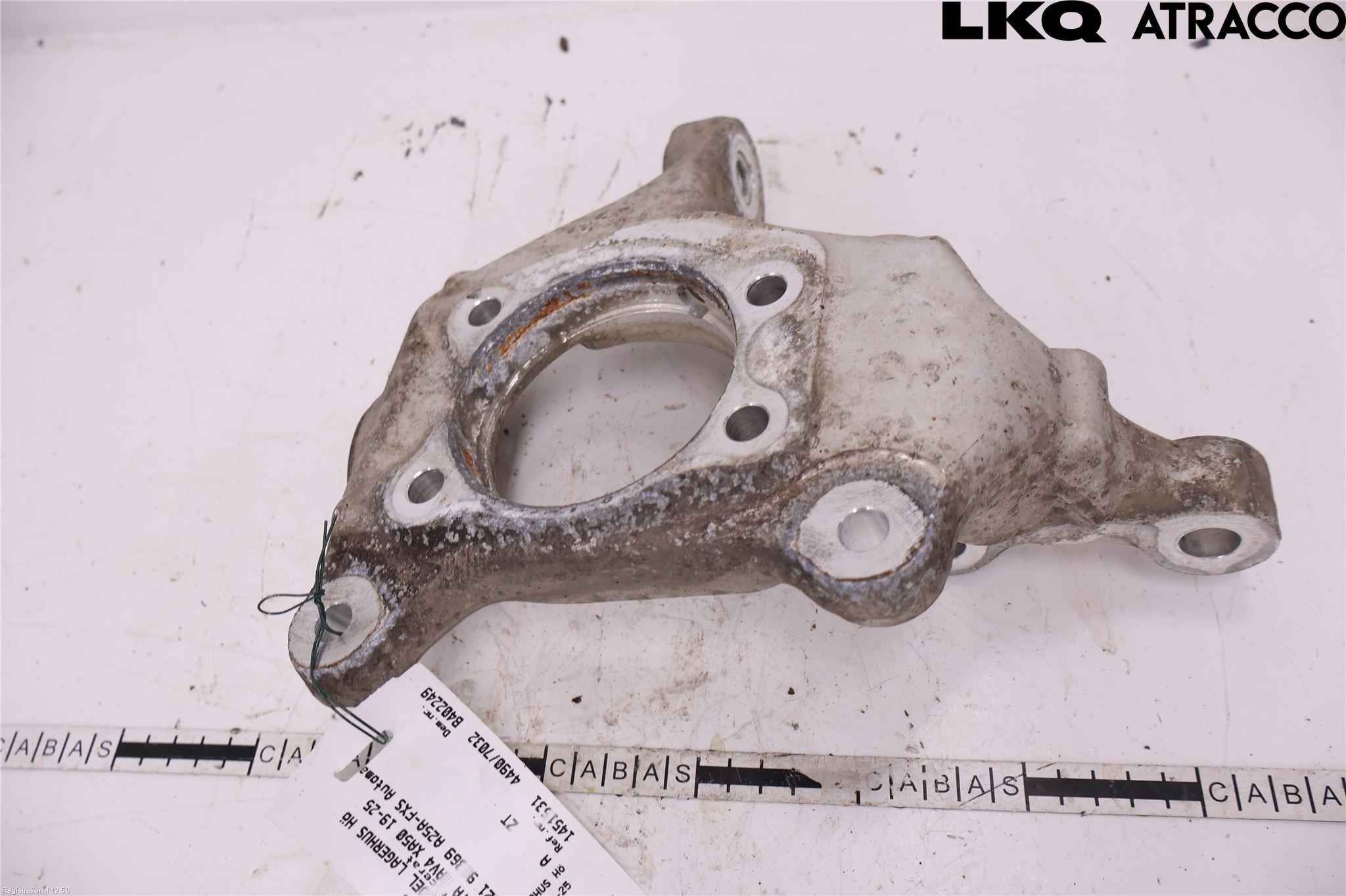 Toyota RAV4 19- Spindel Hf